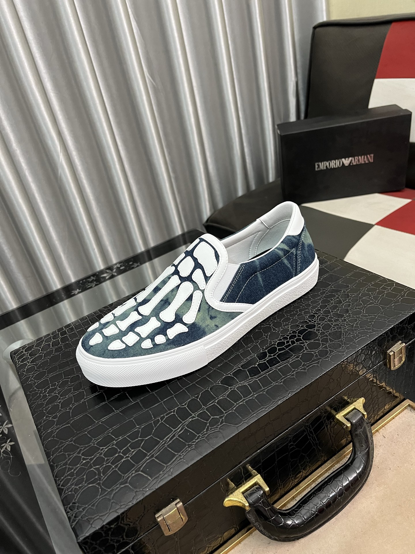 NO:274509,Miri Star Shoes, bones, Dexue Shoes, casual shoes, amiri 2025 spring and summer Star Shoes, bones, Dexue Shoes, micro-bread shape, multi-layer genuine leather, bone weaving pattern with stronger three-dimensionality and richer, all elements are just right!  Details are just right. Number of codes: 38-444 colors available, amiri19860909miri星星鞋骨头德训鞋休闲鞋 amiri 2025春夏星星鞋骨头德训鞋微面包形体,多层真皮制作的骨头编织图案立体感更强微厚 丰富,一切元素都拿捏得刚刚好！细节拿捏刚刚好 码数:38一444色可选,,amiri,Men's shoes