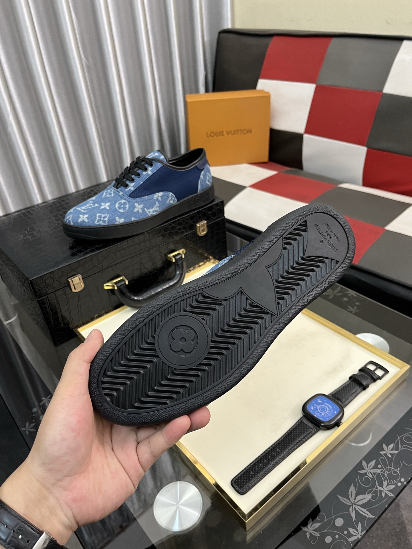 Louis Vuitton Men's Denim Casual Sneakers Designer Luxury Shoes 10 i1744650399899 6546 0 8