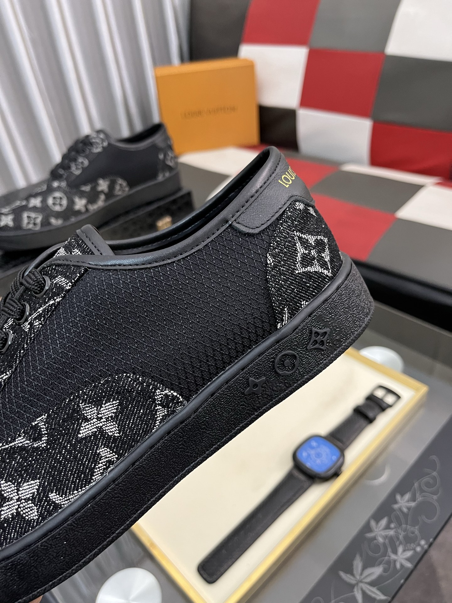 Louis Vuitton Men's 2022 Sneakers, Italian Leather, Multiple Colors Available 8 i1744650414603 9370 0 6