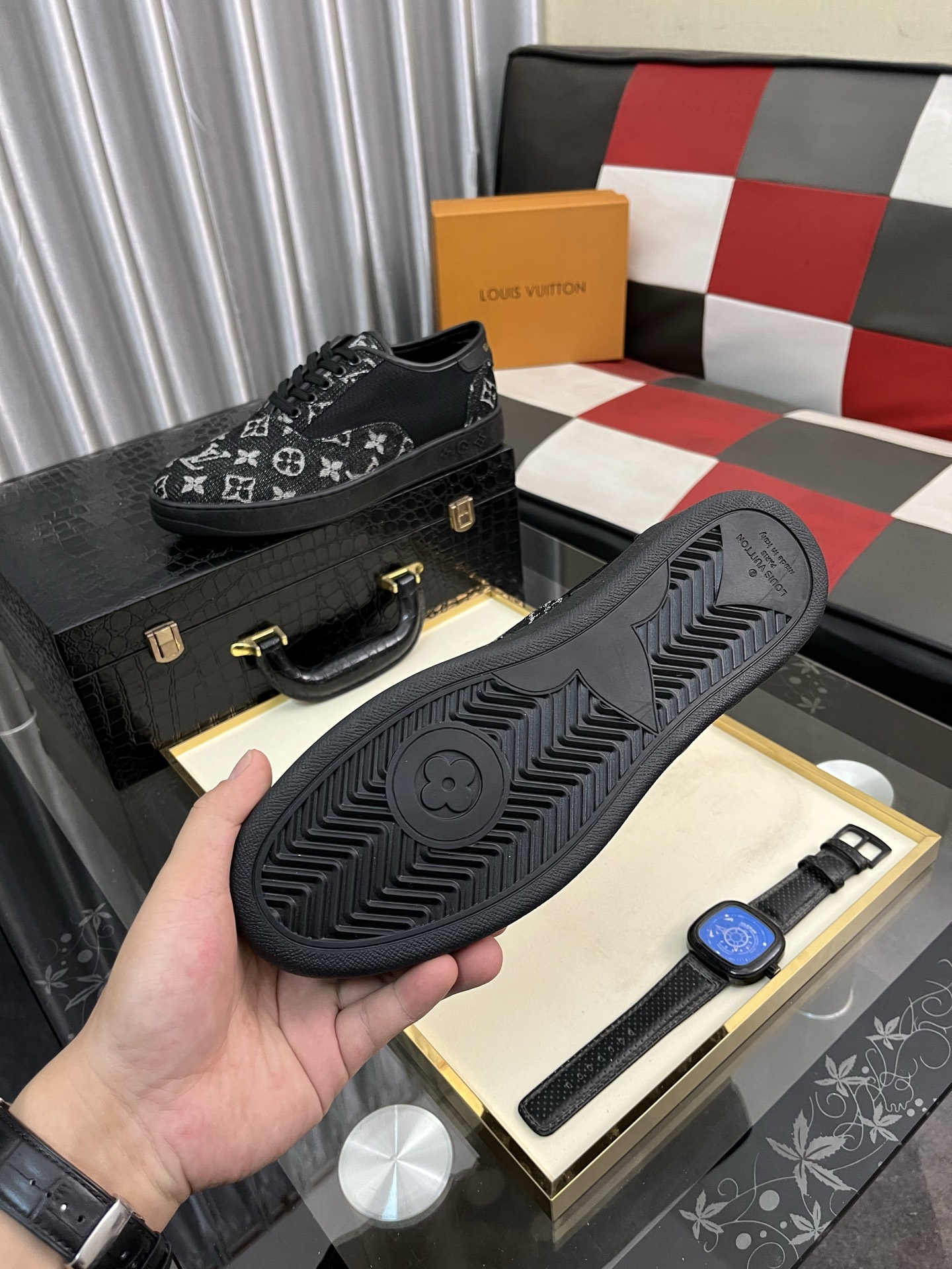 Louis Vuitton Men's 2022 Sneakers, Italian Leather, Multiple Colors Available 10 i1744650414672 825 0 8