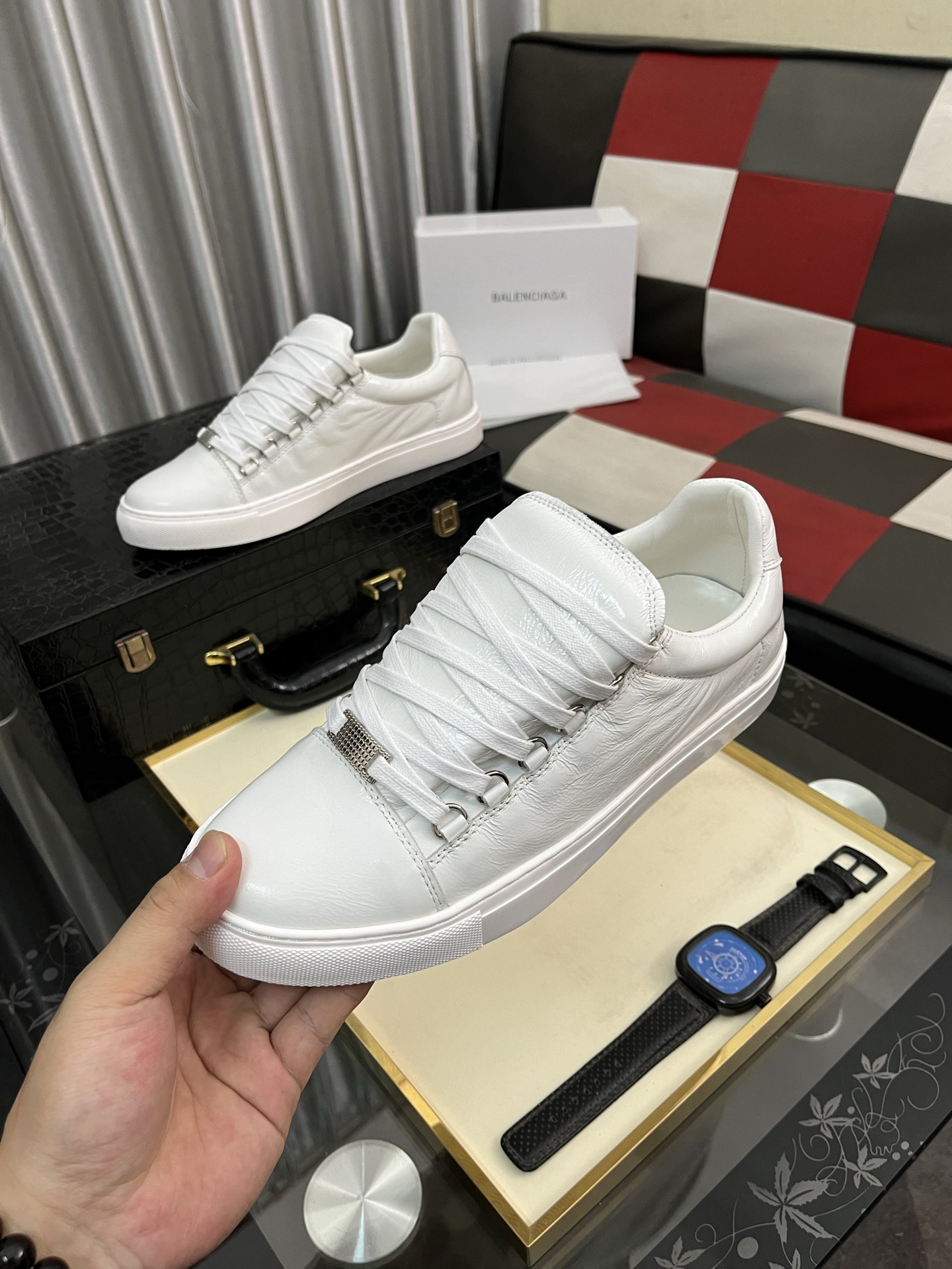 Balenciaga White Leather Low-Top Sneakers, Size 38-44 6 i1744907519692 9800 0 4