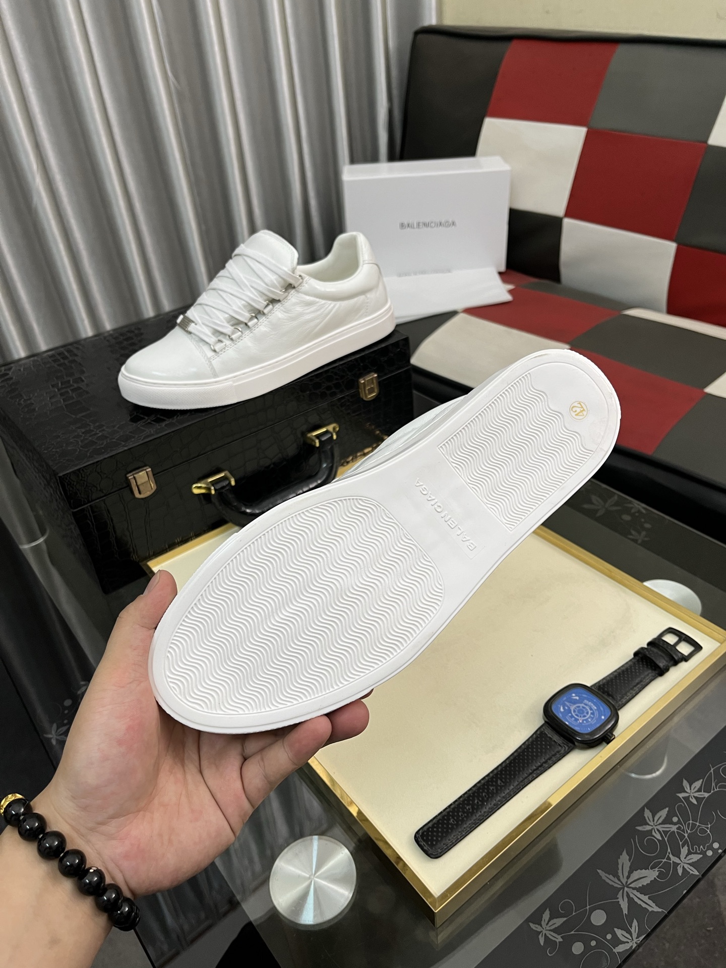 Balenciaga White Leather Low-Top Sneakers, Size 38-44 10 i1744989986936 9358 0 8