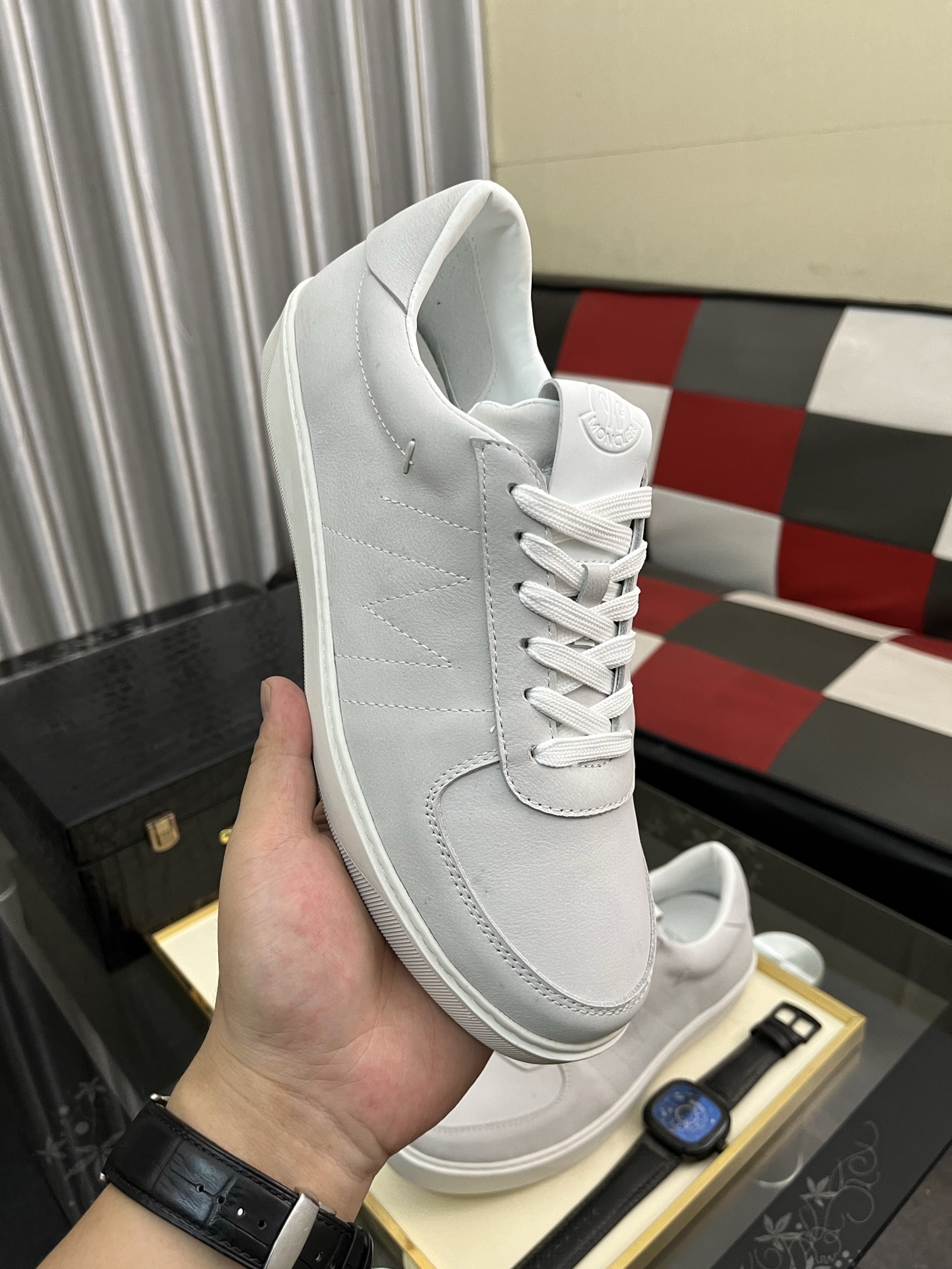 MONCLER Men's Leather Sneakers - Casual Lace-Up Style, Comfortable Fit 5 i1745084272755 175 0 3