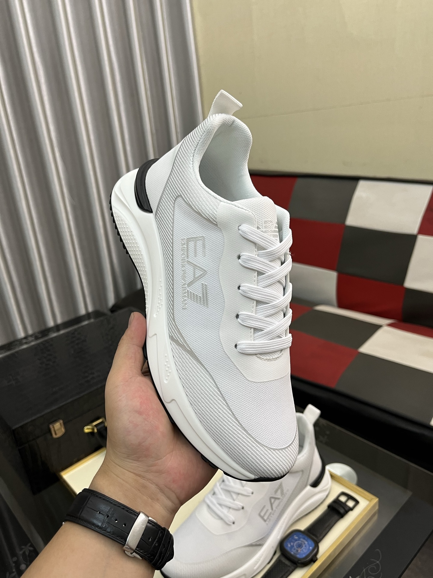 Emporio Armani Men's White Leather Sneakers, Breathable & Comfortable 5 i1745340250714 2089 0 3