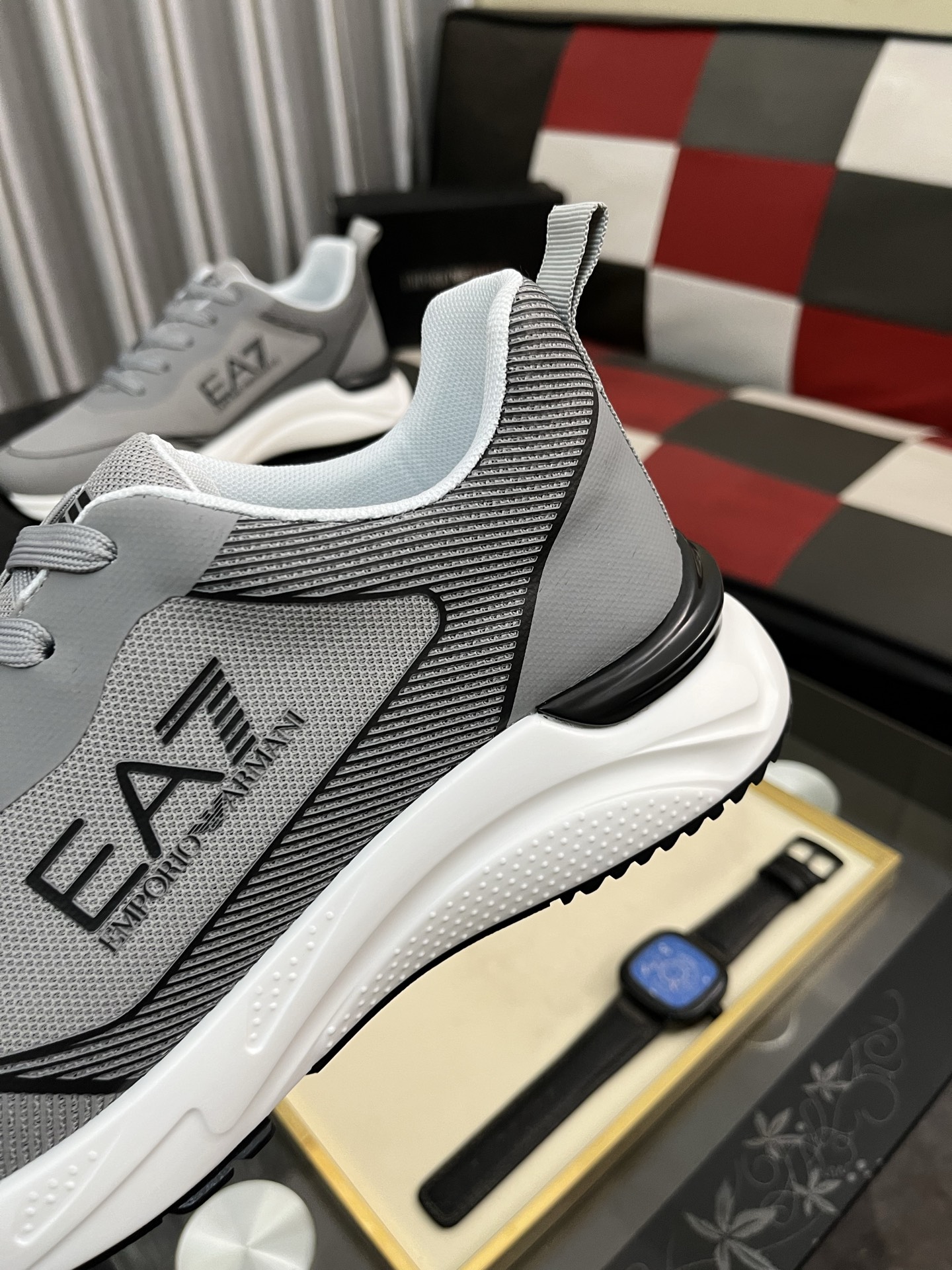 Emporio Armani Men's Breathable Leather Sneakers - Lightweight & Comfortable 8 i1745340275585 7001 0 6
