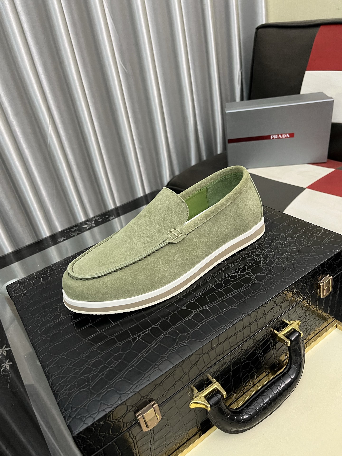 Prada Modern Style Loafers in Green Suede, Sizes 38-44. Original Leather 1 Prada Modern Style Loafers in Green Suede, Sizes 38-44. Original Leather