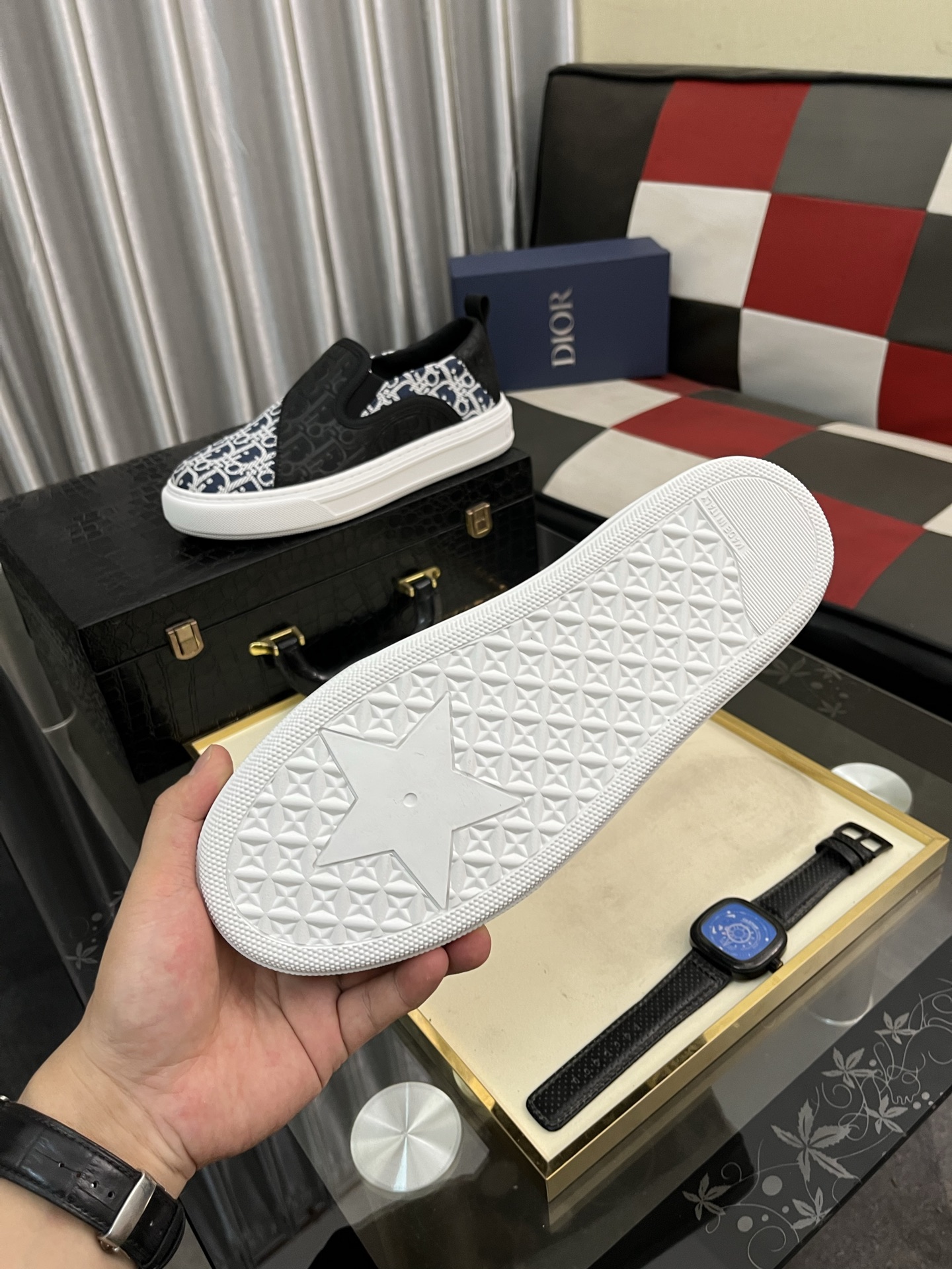 Dior Modern Slip-On Sneakers - Stylish, Comfortable, and Durable Shoes 10 i1746810865777 4824 0 8