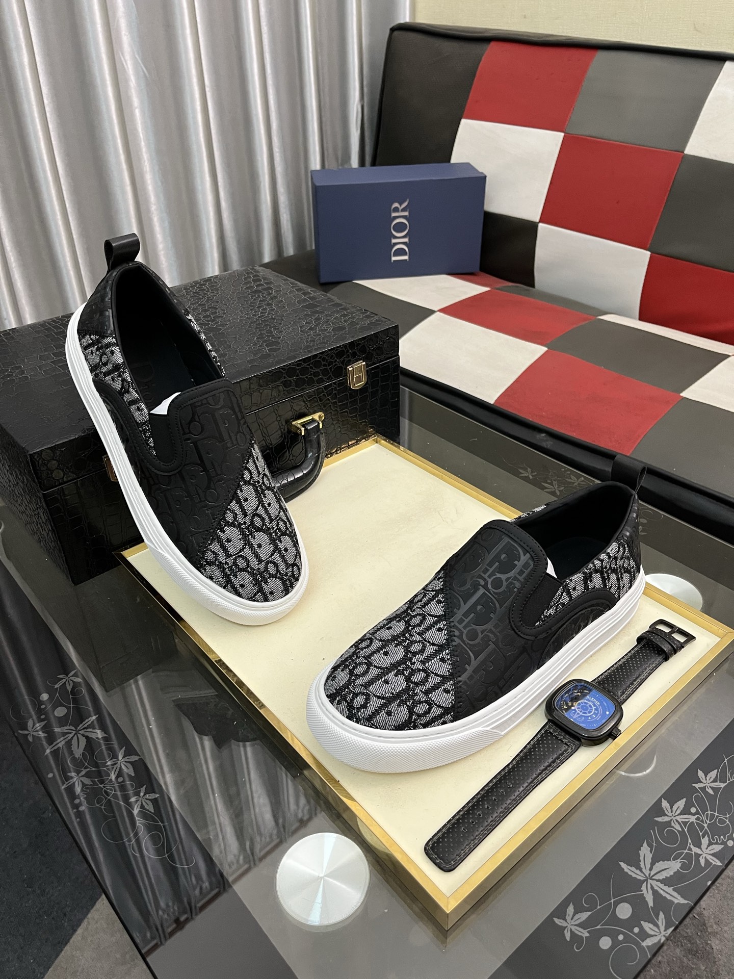 Dior Modern Slip-On Sneakers Original Leather Comfortable and Durable 4 i1746810878582 1212 0 2