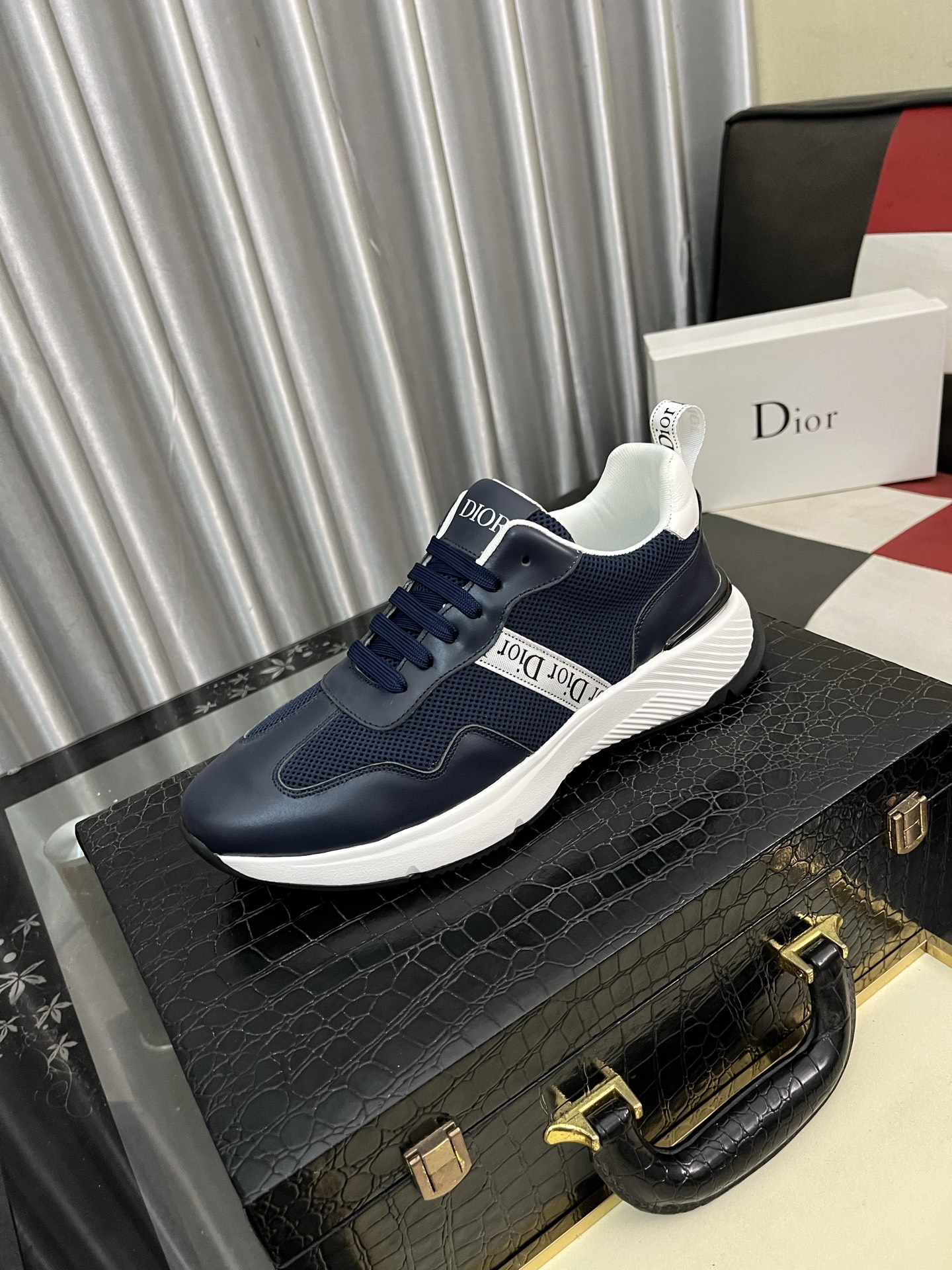 Dior Men's Navy Blue Italian Leather and Mesh Lace-Up Sneakers 2 i1746895241223 3976 0 0