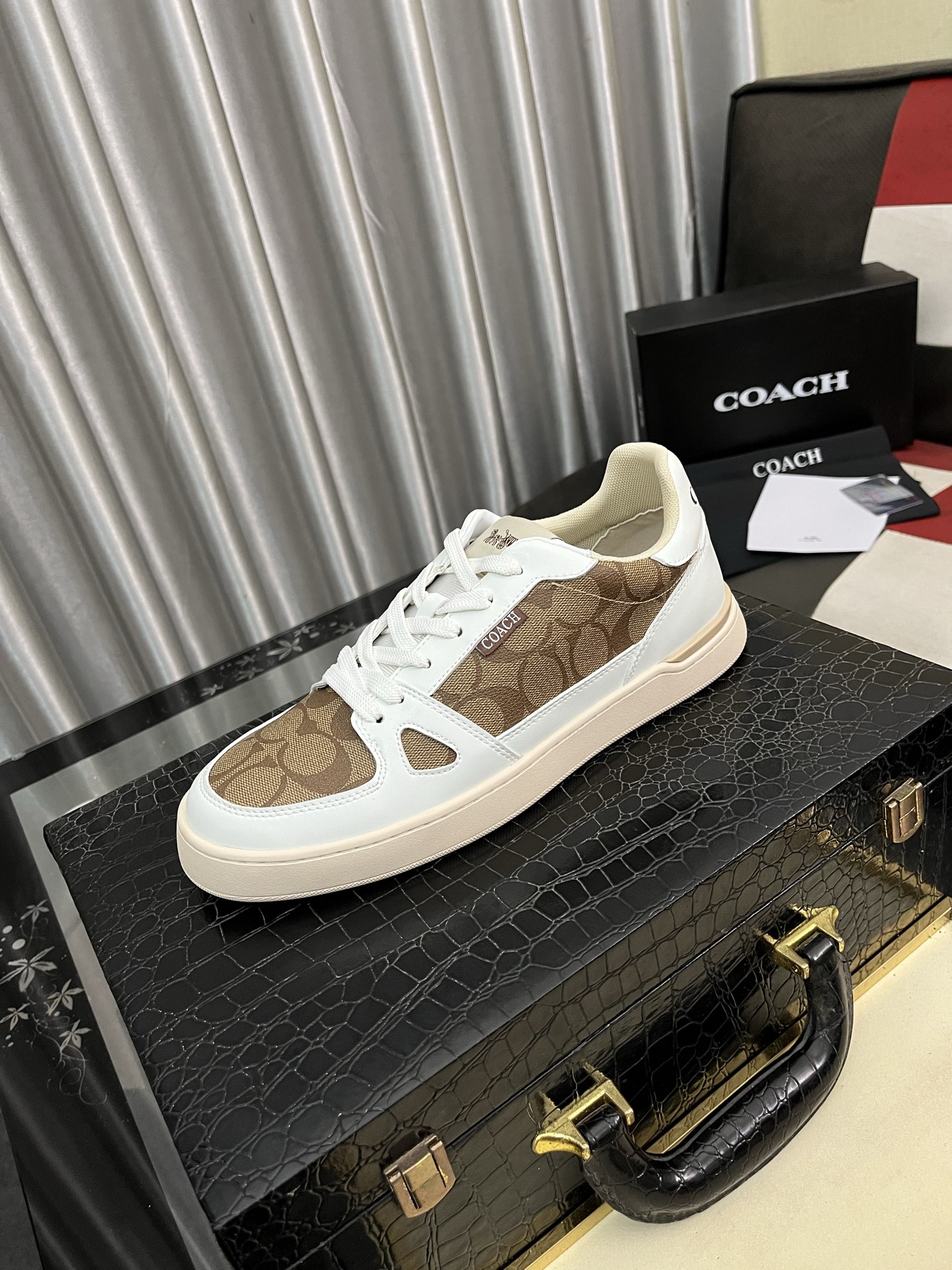 _drC9seJI-MOJ-8pbnPYjsz6UzViYCeBEQHsJYmQ