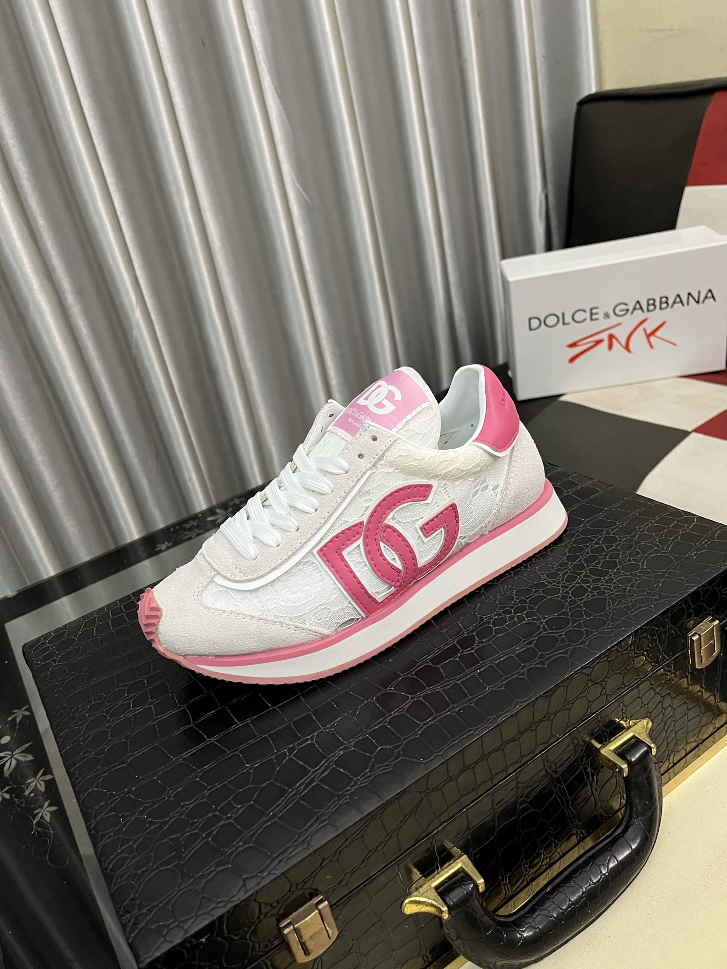 _dtR9sA8sIrB_LDgvW3gKukVqrdTYYKS0KRM3ZLA