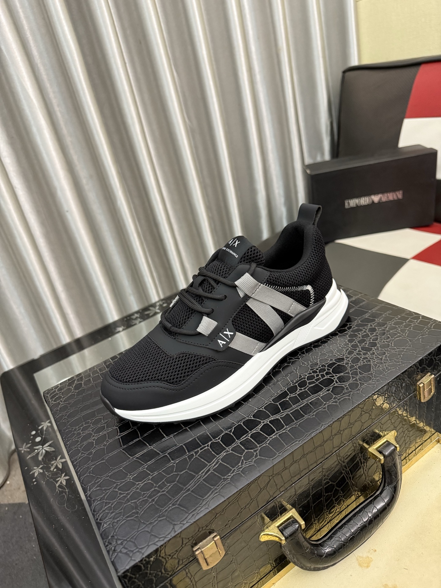 NO:854457,[Armani] Armani's latest casual shoes, hot-selling official website, the same style [satisfied] original hot-selling model. Original factory cowhide material 11 original boards, cowhide lining, original foam outsole. Body accessories one-to-one mold opening, counter quality Dear friends, if you are still worried about wearing matching shoes, then this shoe is your best choice!  38-442 colors available,,armani,armani,cowhide19860909【Armani】阿玛尼最新新款休闲鞋 火爆热卖官网同款[得意]原单爆款 .原工厂牛皮材料11原板 牛皮内里,原厂发泡大底.身配件一比一开模 专柜品质 亲们你还为穿着搭配鞋发愁那这款鞋你就是你不二的选择！38-442色可选,,armani,armani,cowhide,Men's shoes