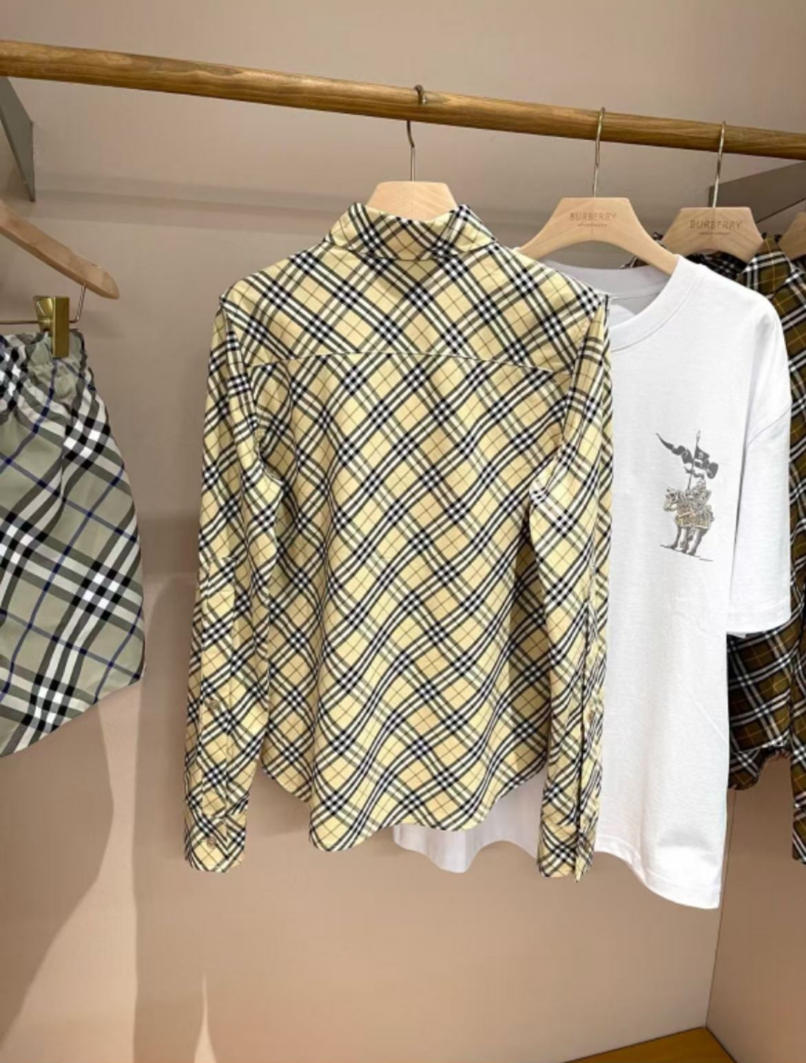 버버리 여성 셔츠 137689 Burberry Shirt 썸네일 이미지