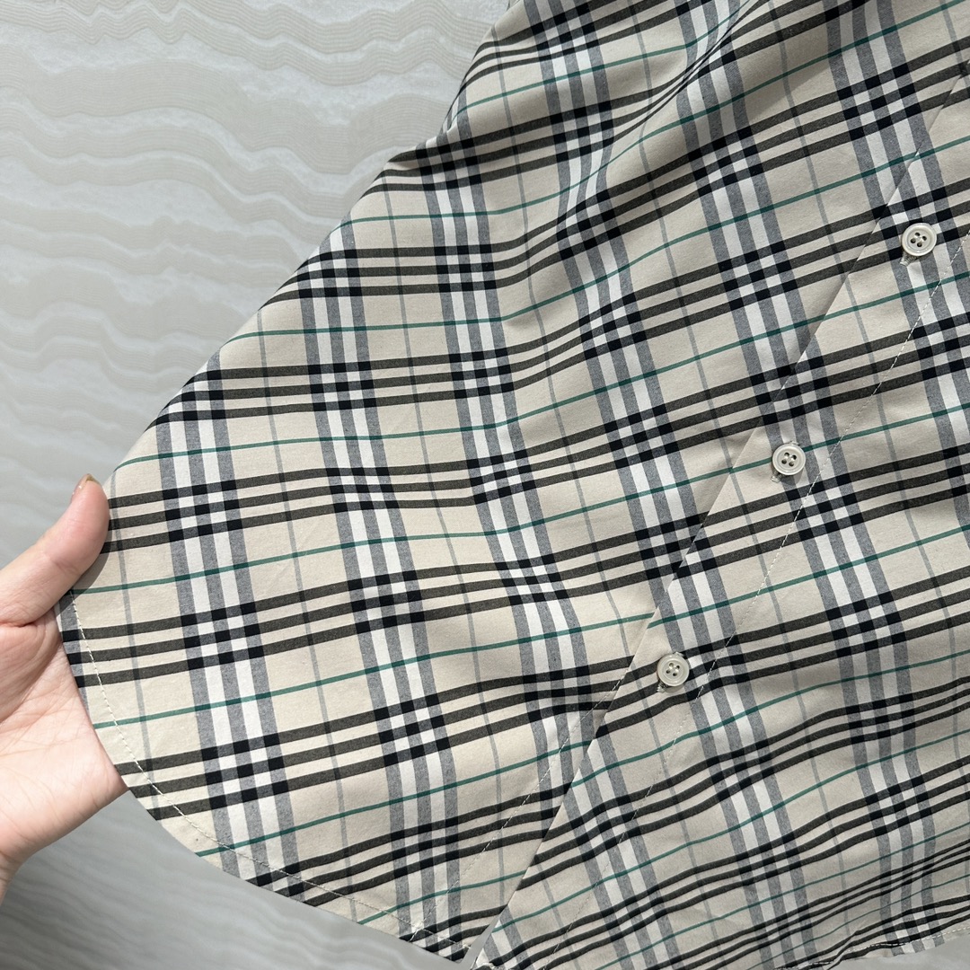 버버리 여성 셔츠 137693 Burberry Shirt 썸네일 이미지