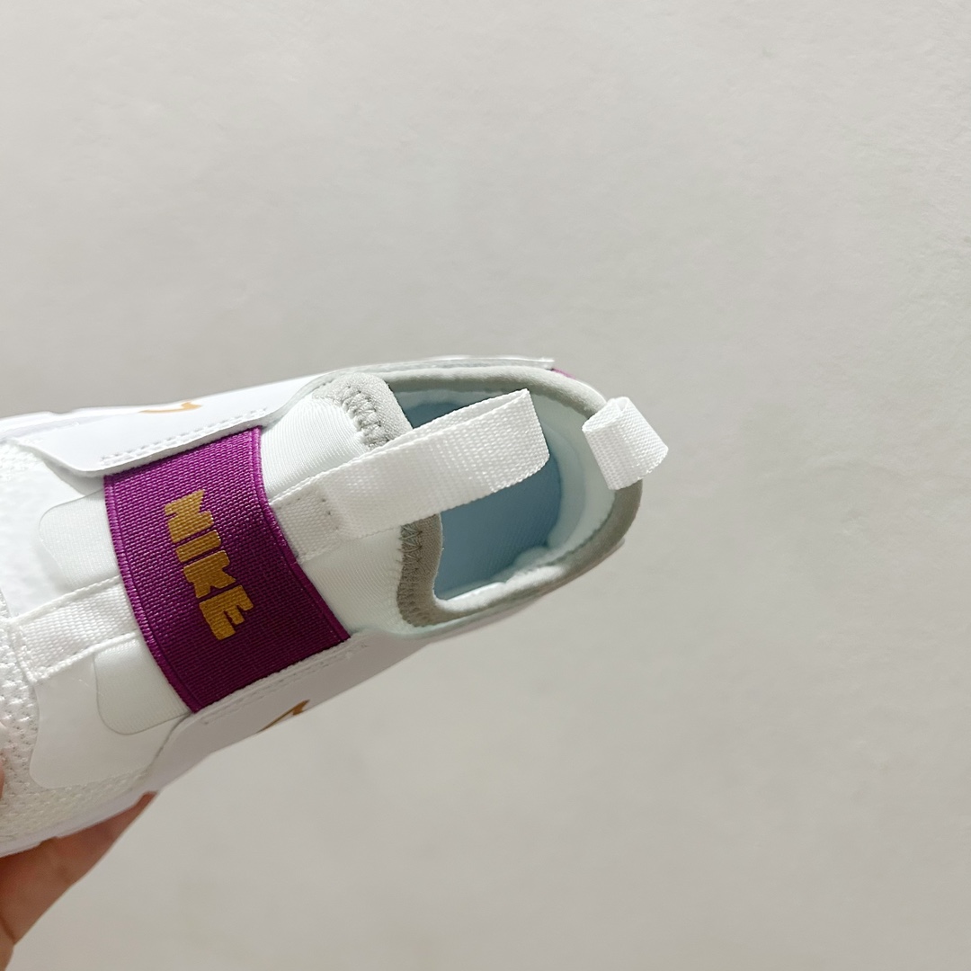 图片[6]-📍101白紫金 NK赤足一脚蹬儿童跑步鞋🦶 尺码：23.5-37码 充满活力与朝气的配色😍 一脚蹬款式超级好穿[得意] 耐磨防滑大底，脚感超赞👍🏻 脚面和后跟处都增加了弹力松紧带，防止掉鞋，同时脚背高的宝宝不用担心压脚面~👏给予宝宝在成长中的双脚保护性和灵动感受！💗-选品中心