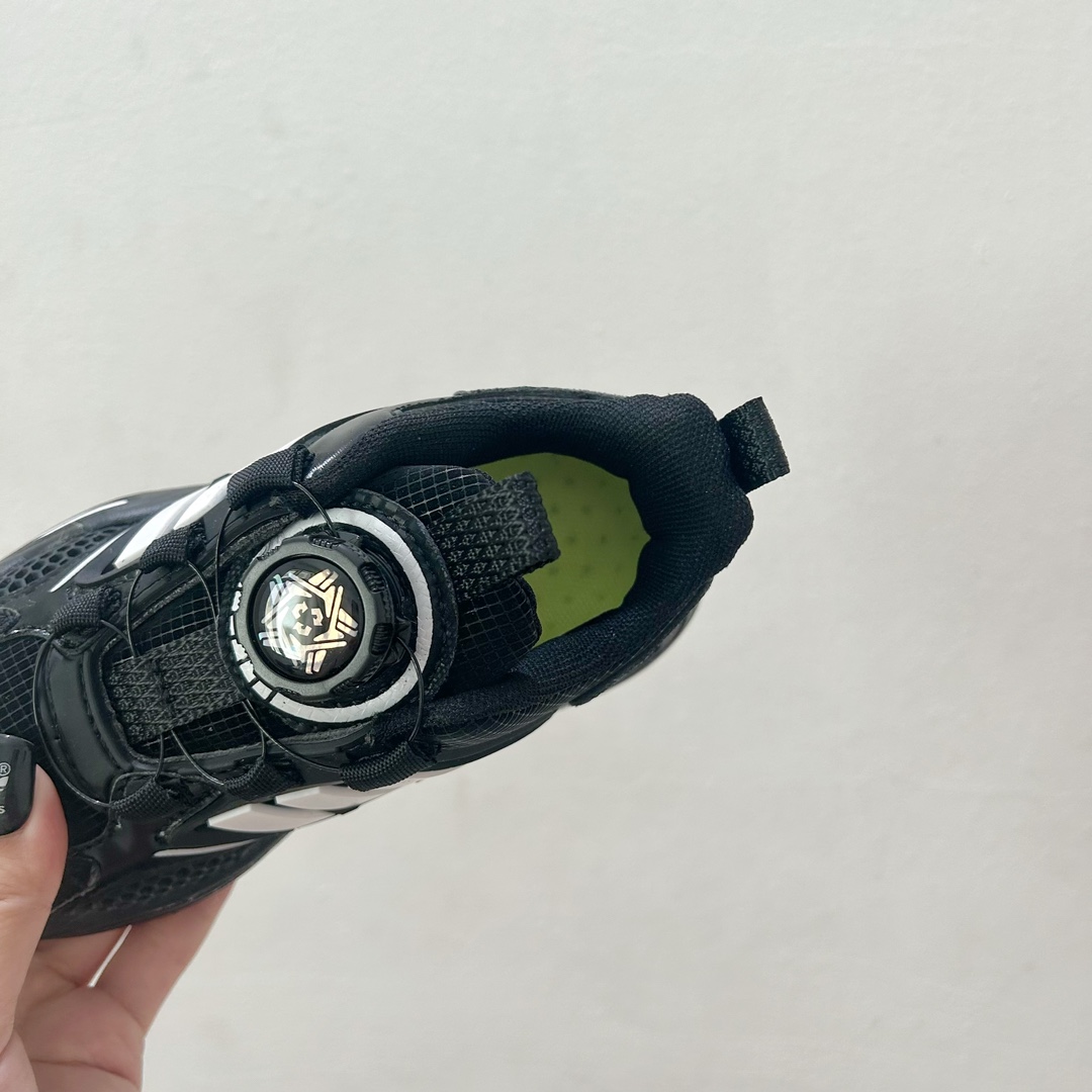 图片[6]-📍黑白 AD旋转纽扣儿童老爹鞋 尺码：28-37码 旋转扣设计，方便小朋友穿脱，鞋身超多透气孔包裹性舒适度拉满！中底设计不光提高整体颜值，还让脚感更软弹！运动一定要穿它！脚感绝了！-选品中心