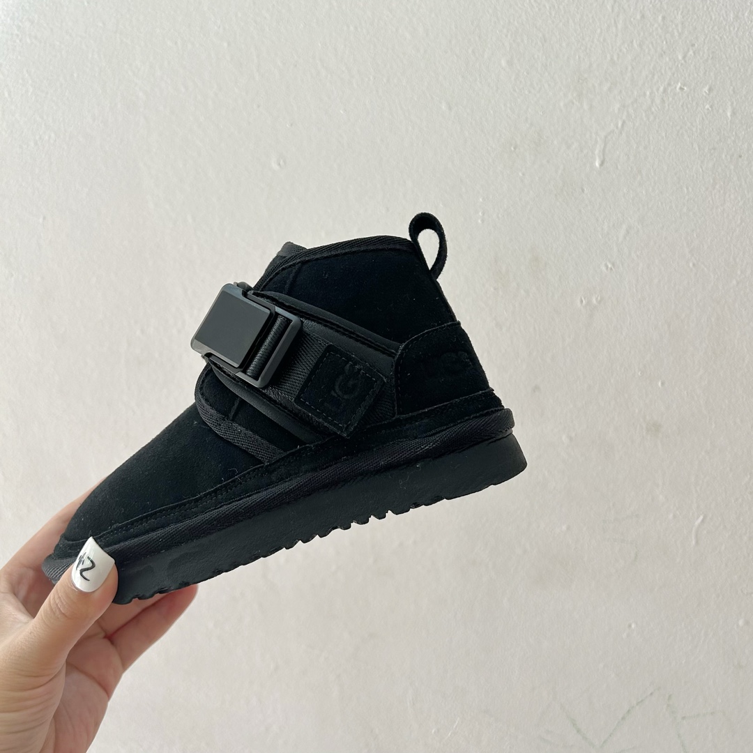 图片[8]-调UGG纽姆搭扣儿童雪地靴28-37码 这双儿童雪地靴不仅外观可爱，还采用了顶级双面羊皮和纽姆绒内里，为宝贝们带来了无与伦比的暖意和舒适感受。-选品中心