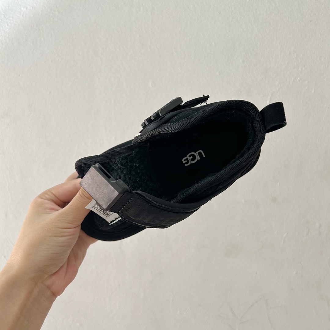 图片[7]-调UGG纽姆搭扣儿童雪地靴28-37码 这双儿童雪地靴不仅外观可爱，还采用了顶级双面羊皮和纽姆绒内里，为宝贝们带来了无与伦比的暖意和舒适感受。-选品中心