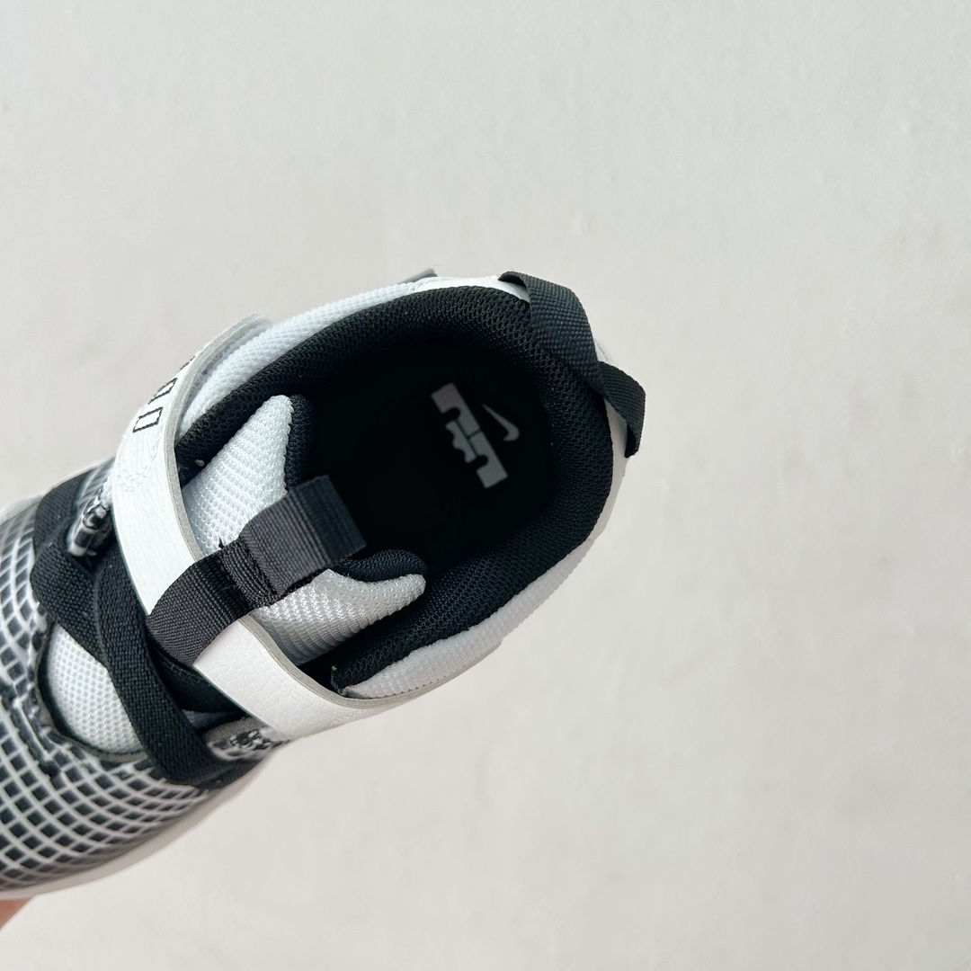 “James’ Kids Basketball Shoes: Comfort, Support, and Style for Young Athletes” - 图片 6
