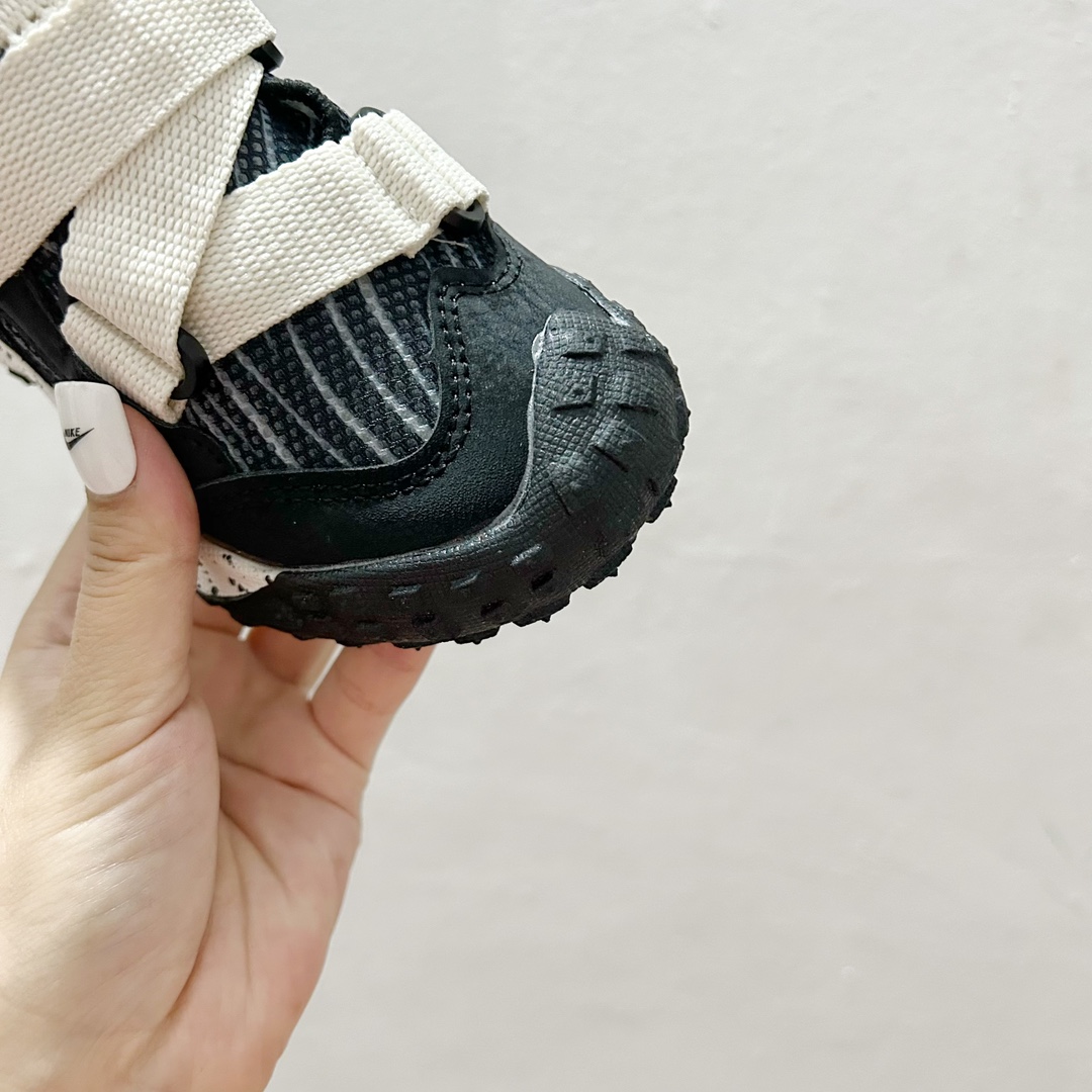 图片[5]-双11福利 🔗NK绑带魔术贴儿童运动鞋 尺码：26–37码 🌟【童趣跃动，步步为赢👟 一脚蹬松紧带设计，轻松穿脱，无需大人费力，让宝贝自己也能掌握成长的小确幸。每一次奔跑都是他们独立的宣言。💨 每一次跳跃，每一回回眸，这双鞋子不仅是脚下的伙伴，更是他们自信的起点。👣无论是幼儿园的操场，还是周末的户外探险，它都能陪伴孩子，走得更远，跑得更快。🏞️-选品中心