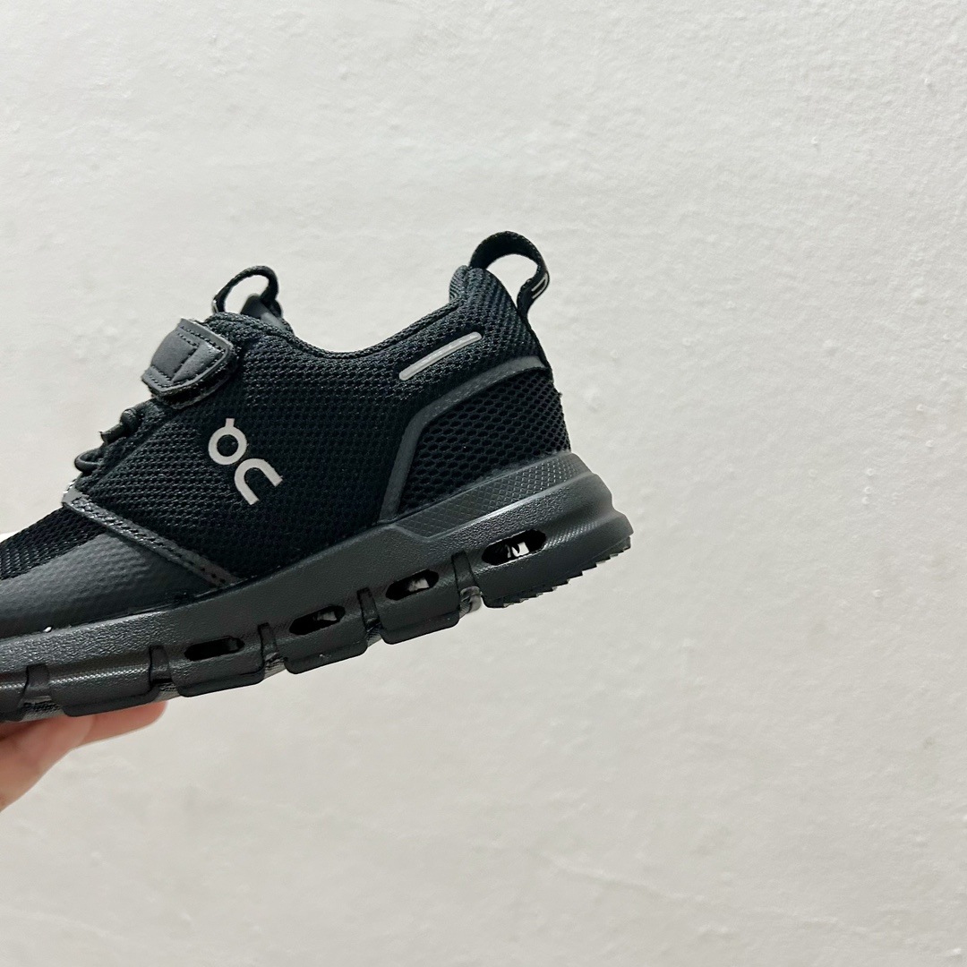 图片[8]-🔗On昂跑魔术贴松紧带儿童运动鞋 尺码：26-37.5码 💥小众童鞋运动鞋来咯～💥 on昂跑缓震魔术贴儿童运动鞋 鞋头增加额外的橡胶垫片🔫加强耐久性 🧿加宽外底搭载多沟槽，更稳固 优化改良的CloudTec专利鞋底科技🪄专为幼童打造🪄超级无敌旋转跳跃好穿-选品中心