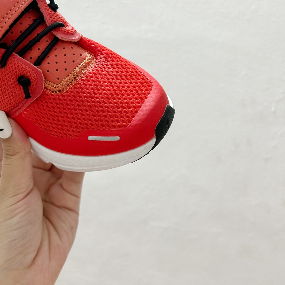 图片[5]-🔗On昂跑魔术贴松紧带儿童运动鞋 尺码：26-37.5码 💥小众童鞋运动鞋来咯～💥 on昂跑缓震魔术贴儿童运动鞋 鞋头增加额外的橡胶垫片🔫加强耐久性 🧿加宽外底搭载多沟槽，更稳固 优化改良的CloudTec专利鞋底科技🪄专为幼童打造🪄超级无敌旋转跳跃好穿-选品中心