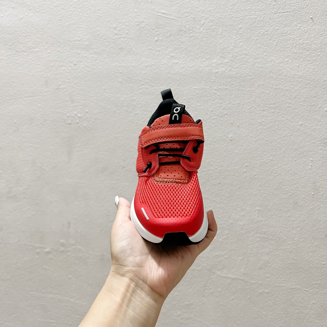 图片[3]-🔗On昂跑魔术贴松紧带儿童运动鞋 尺码：26-37.5码 💥小众童鞋运动鞋来咯～💥 on昂跑缓震魔术贴儿童运动鞋 鞋头增加额外的橡胶垫片🔫加强耐久性 🧿加宽外底搭载多沟槽，更稳固 优化改良的CloudTec专利鞋底科技🪄专为幼童打造🪄超级无敌旋转跳跃好穿-选品中心