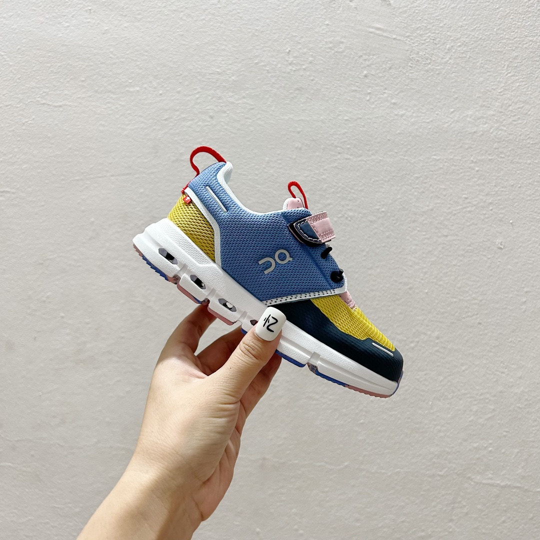 图片[2]-🔗On昂跑魔术贴松紧带儿童运动鞋 尺码：26-37.5码 💥小众童鞋运动鞋来咯～💥 on昂跑缓震魔术贴儿童运动鞋 鞋头增加额外的橡胶垫片🔫加强耐久性 🧿加宽外底搭载多沟槽，更稳固 优化改良的CloudTec专利鞋底科技🪄专为幼童打造🪄超级无敌旋转跳跃好穿-选品中心