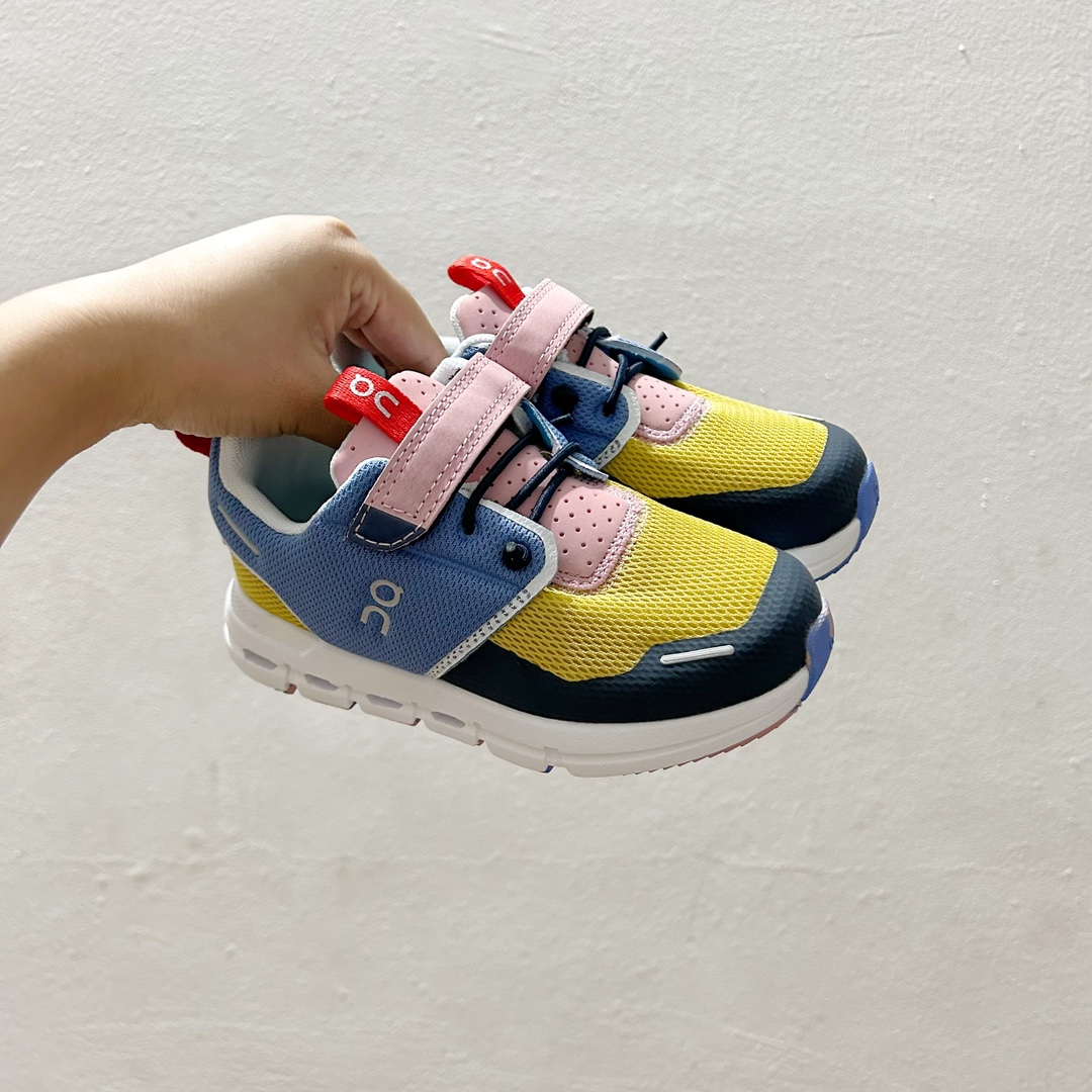 🔗On昂跑魔术贴松紧带儿童运动鞋 尺码：26-37.5码 💥小众童鞋运动鞋来咯～💥 on昂跑缓震魔术贴儿童运动鞋 鞋头增加额外的橡胶垫片🔫加强耐久性 🧿加宽外底搭载多沟槽，更稳固 优化改良的CloudTec专利鞋底科技🪄专为幼童打造🪄超级无敌旋转跳跃好穿-选品中心