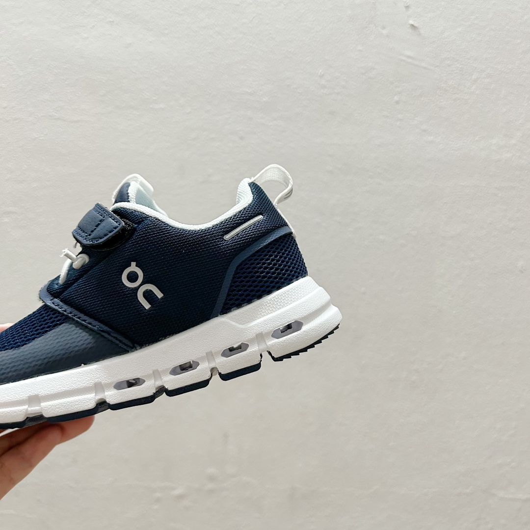 图片[8]-🔗On昂跑魔术贴松紧带儿童运动鞋 尺码：26-37.5码 💥小众童鞋运动鞋来咯～💥 on昂跑缓震魔术贴儿童运动鞋 鞋头增加额外的橡胶垫片🔫加强耐久性 🧿加宽外底搭载多沟槽，更稳固 优化改良的CloudTec专利鞋底科技🪄专为幼童打造🪄超级无敌旋转跳跃好穿-选品中心