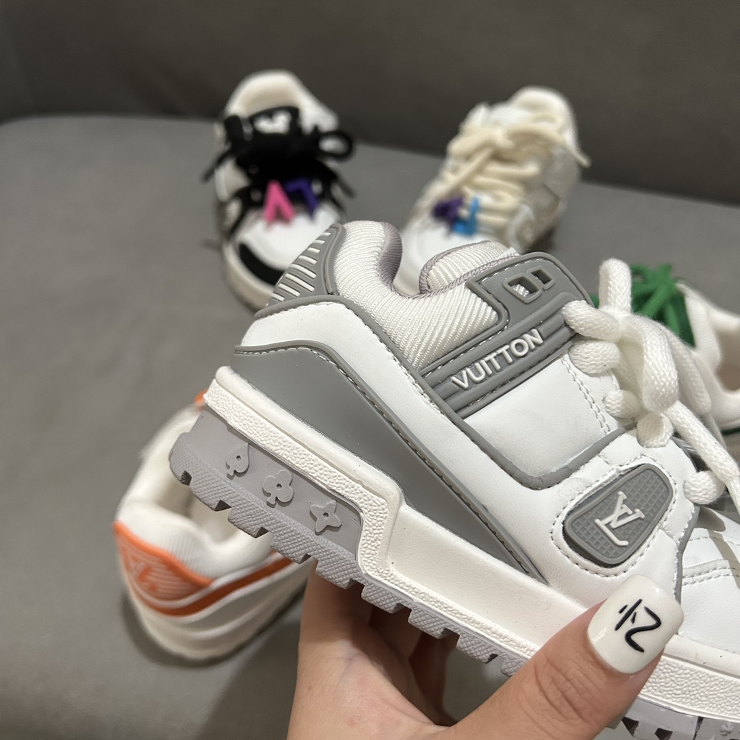 图片[7]-LV小胖丁儿童板鞋26-37码 采用经典的LV图案，配色丰富，无论是喜欢低调的小朋友，还是追求个性的小超模，都能找到适合自己的那一款。-选品中心