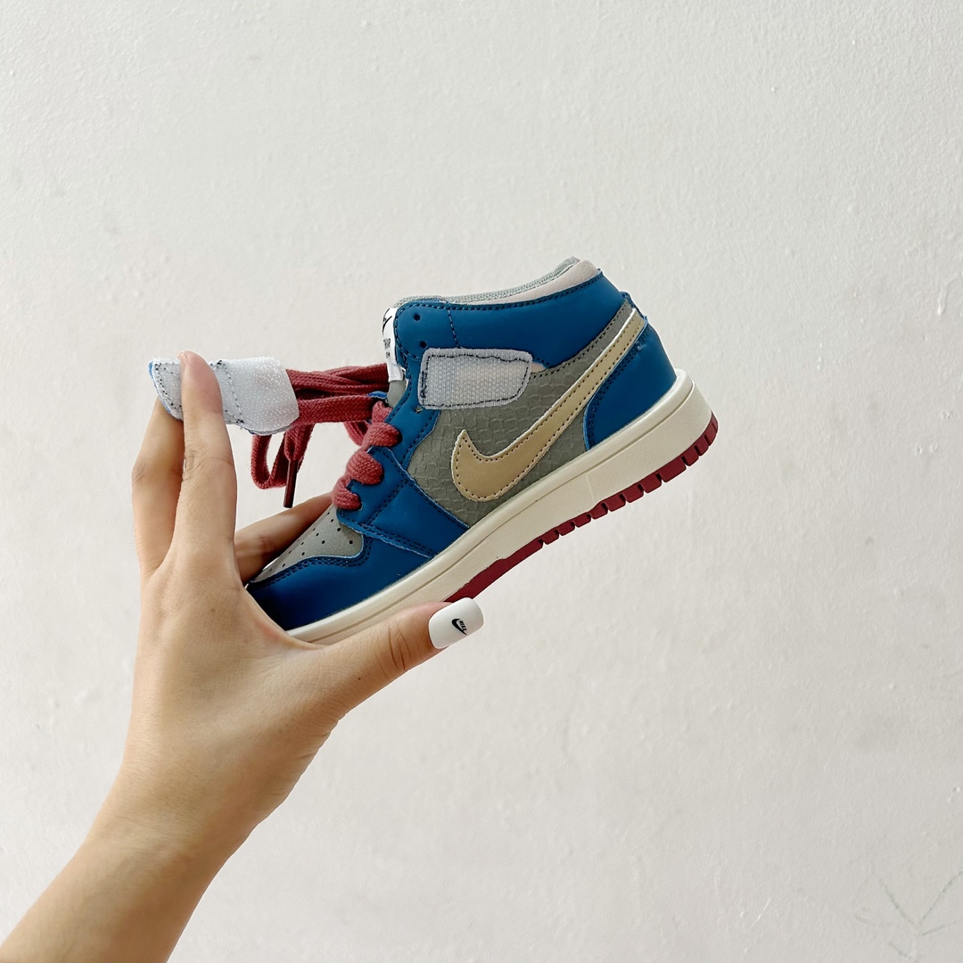 Air Jordan 1 Children’s Basketball Shoes: Classic Design for Young Players - 图片 8