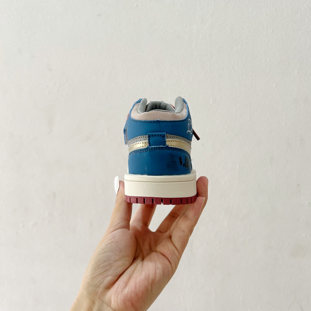 Air Jordan 1 Children’s Basketball Shoes: Classic Design for Young Players - 图片 6