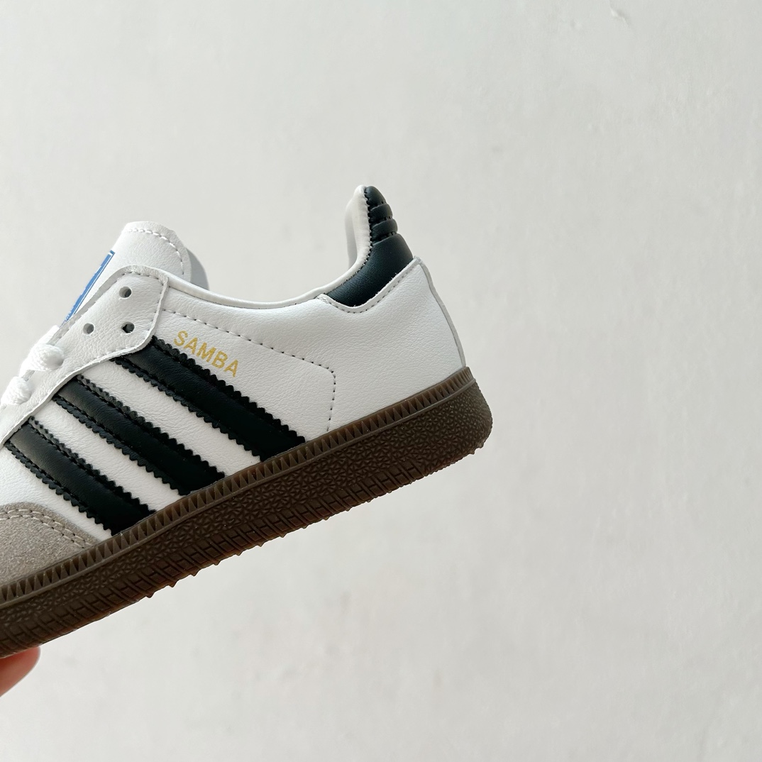 图片[8]-🔗Adidas德训儿童板鞋 尺码：24-35码 全网的爆炸款💥 被问疯的儿童德训鞋！！舒适百搭天花板❗️可盐可甜的潮流气息，看上直接打包带走！ 这双鞋请务必收下！时尚等级提升不止一点点！闭眼冲啊～-选品中心