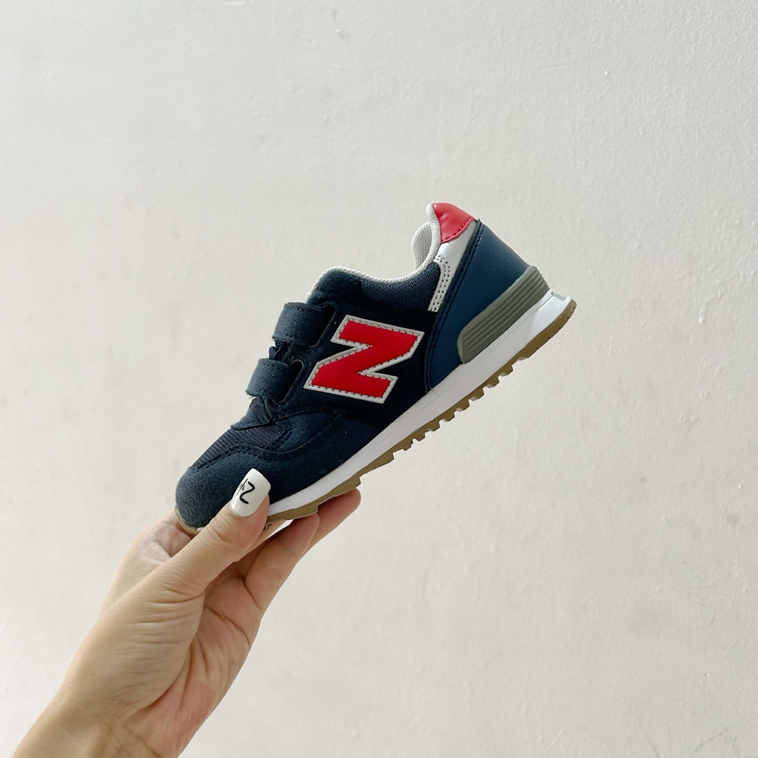 图片[4]-NB313魔术贴儿童运动鞋24-37码 🎉 这款NB313魔术贴儿童运动鞋专为小小探险家设计！柔软舒适的鞋面fabric️，让孩子的小脚丫享受全天候的呵护。-选品中心