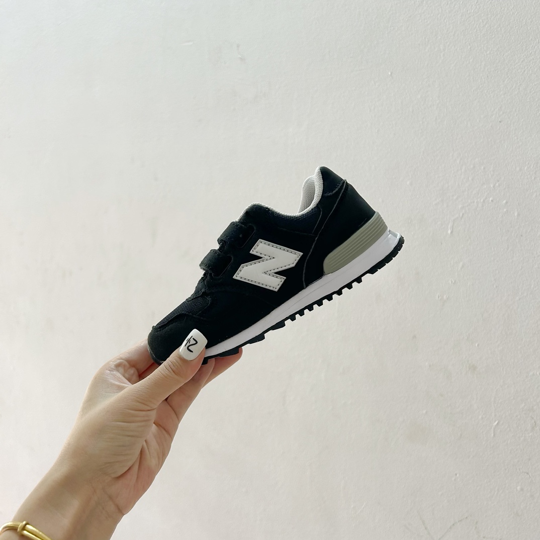 图片[4]-NB313魔术贴儿童运动鞋24-37码 🎉 这款NB313魔术贴儿童运动鞋专为小小探险家设计！柔软舒适的鞋面fabric️，让孩子的小脚丫享受全天候的呵护。-选品中心