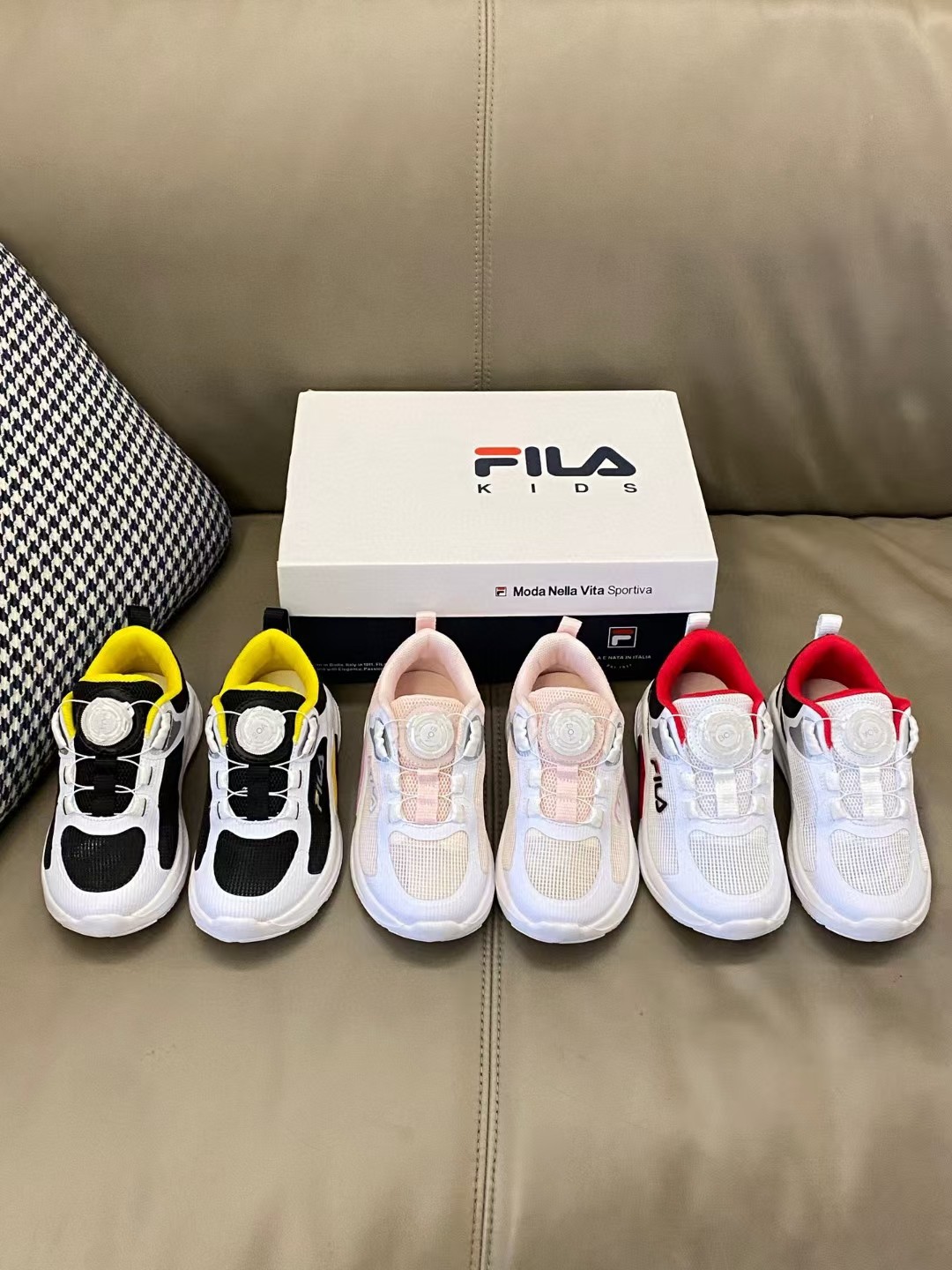 图片[5]-原图直出🌟 超赞的FILA系列👍🏻透气性网面拼接，舒适不闷脚☁️精致BOA锁扣设计，穿脱超方便✌🏻超轻软弹大底，脚感不言而喻✔️-选品中心