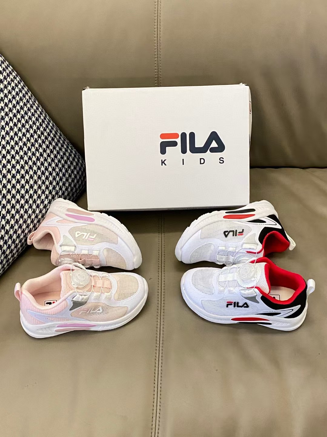 图片[6]-原图直出🌟 超赞的FILA系列👍🏻透气性网面拼接，舒适不闷脚☁️精致BOA锁扣设计，穿脱超方便✌🏻超轻软弹大底，脚感不言而喻✔️-选品中心