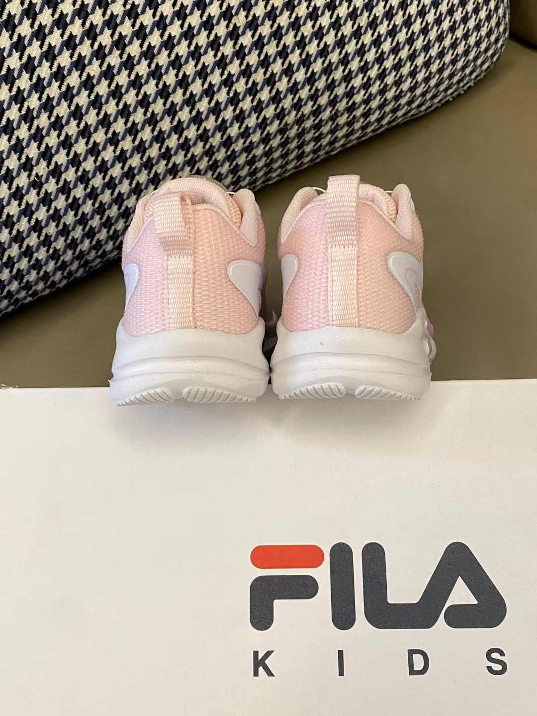 图片[7]-原图直出🌟 超赞的FILA系列👍🏻透气性网面拼接，舒适不闷脚☁️精致BOA锁扣设计，穿脱超方便✌🏻超轻软弹大底，脚感不言而喻✔️-选品中心