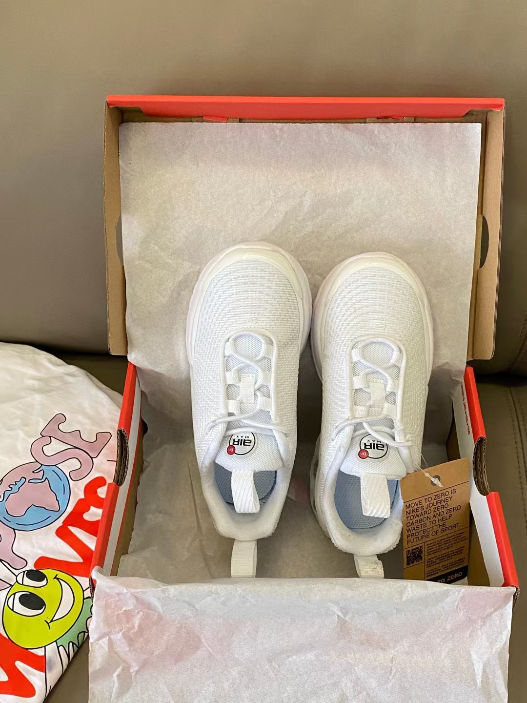 图片[5]-原图直出🌟 NK新款DN松紧带儿童气垫运动鞋💫采用优质鞋面拼接，质感超赞👍🏻真实后跟气垫填充，脚感超舒服☁️松紧带一脚蹬设计，穿脱超方便✌🏻-选品中心