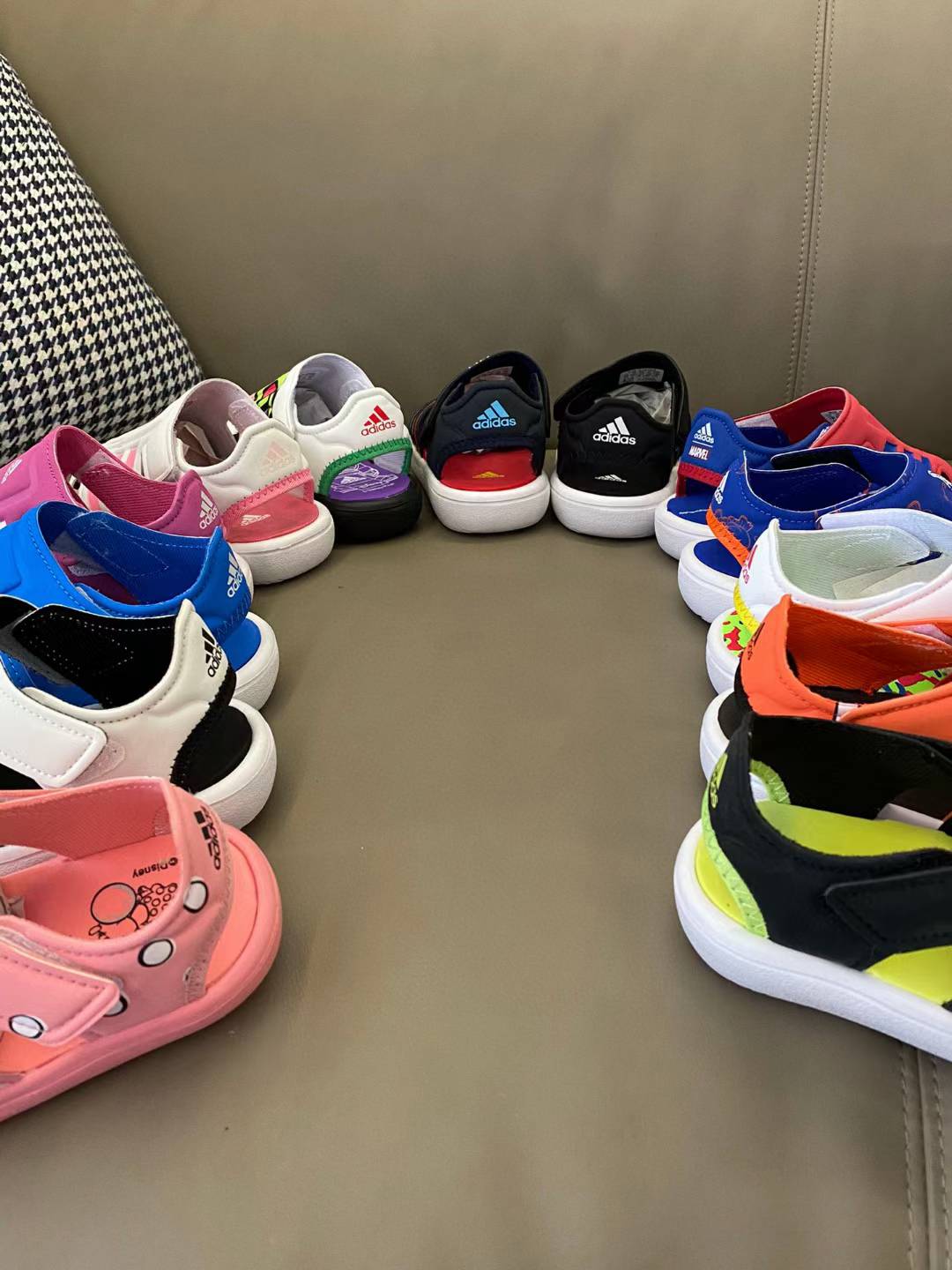 图片[5]-AD 小海马三代儿童凉鞋，科技束干鞋面保持足部干爽👻EVA泡棉大底柔软防滑，双侧魔术贴穿脱超方便✅夏日出游玩不可缺的的运动凉鞋😍-选品中心