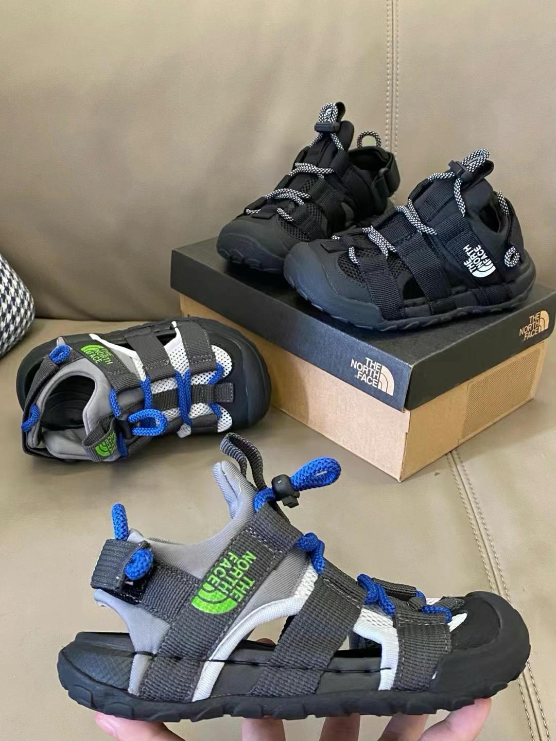 原图直出🌟 长在我心巴上的运动凉鞋😍网面镂空设计透气又舒适☁️一键松紧，安全无束缚🔒橡胶耐磨防滑大底，脚感不言而喻✔️-选品中心