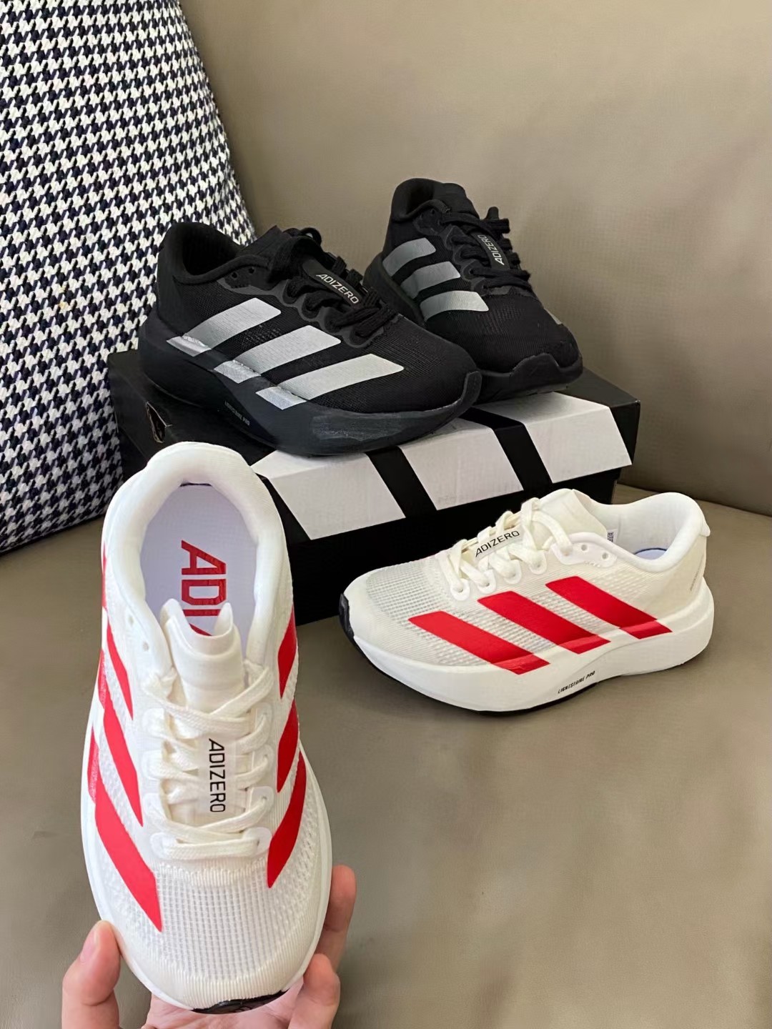 图片[8]-原图直出🌟 近期热门 澎湃脚感 福利一波🔥鞋面采用透气网面示人，不闷脚💨上脚超酷🆒穿这款鞋去跑步吧 很加分哦😇-选品中心