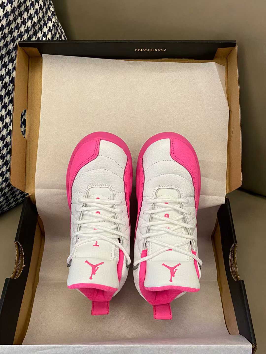 图片[4]-原图直出🌟 采用优质牛皮材质，质感🈵🈵鞋面放射性缝制工艺😻穿起来超显腿长，无论怎么搭配都时尚感爆棚💥潮童必买鞋款-选品中心