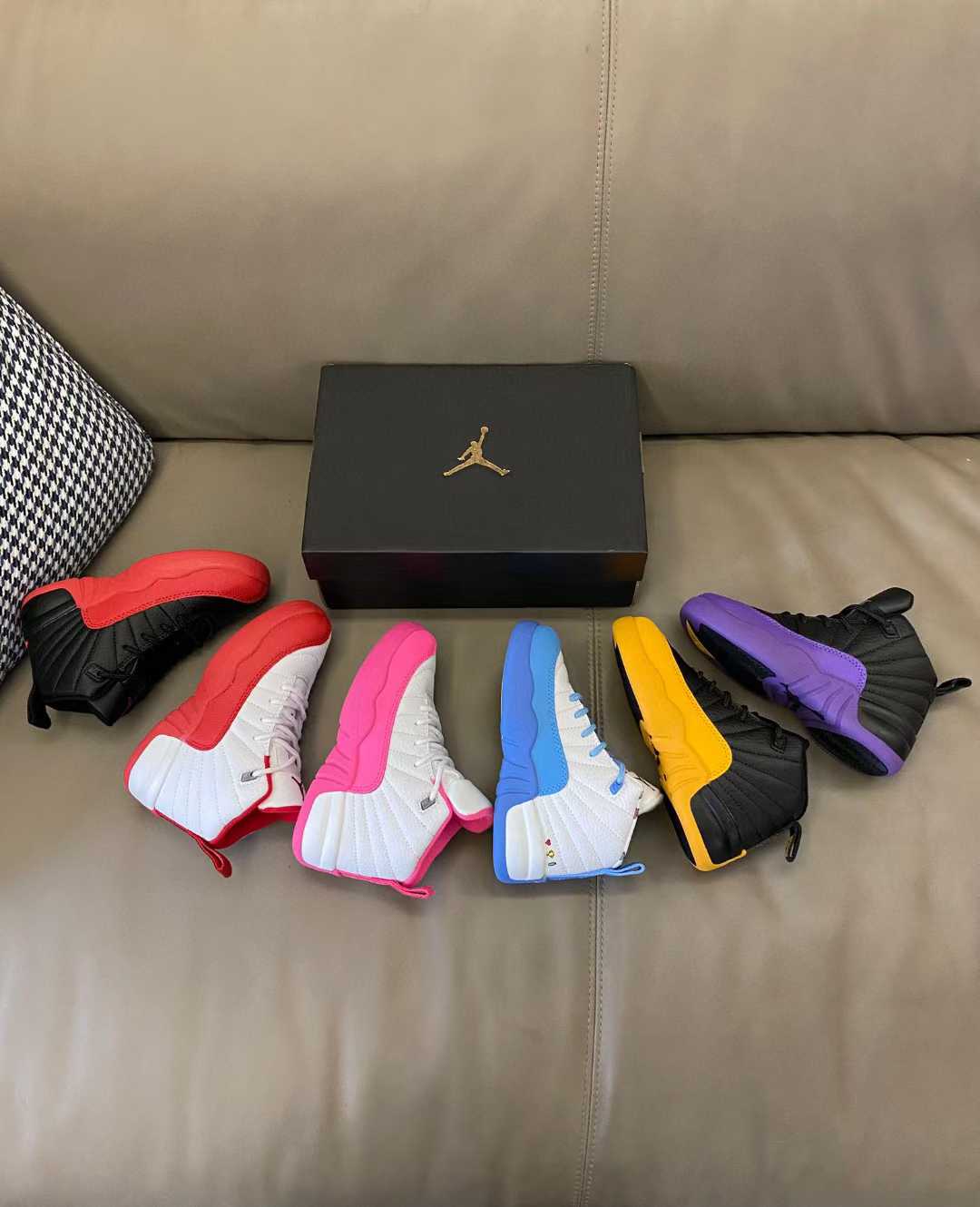 图片[3]-原图直出🌟 采用优质牛皮材质，质感🈵🈵鞋面放射性缝制工艺😻穿起来超显腿长，无论怎么搭配都时尚感爆棚💥潮童必买鞋款-选品中心