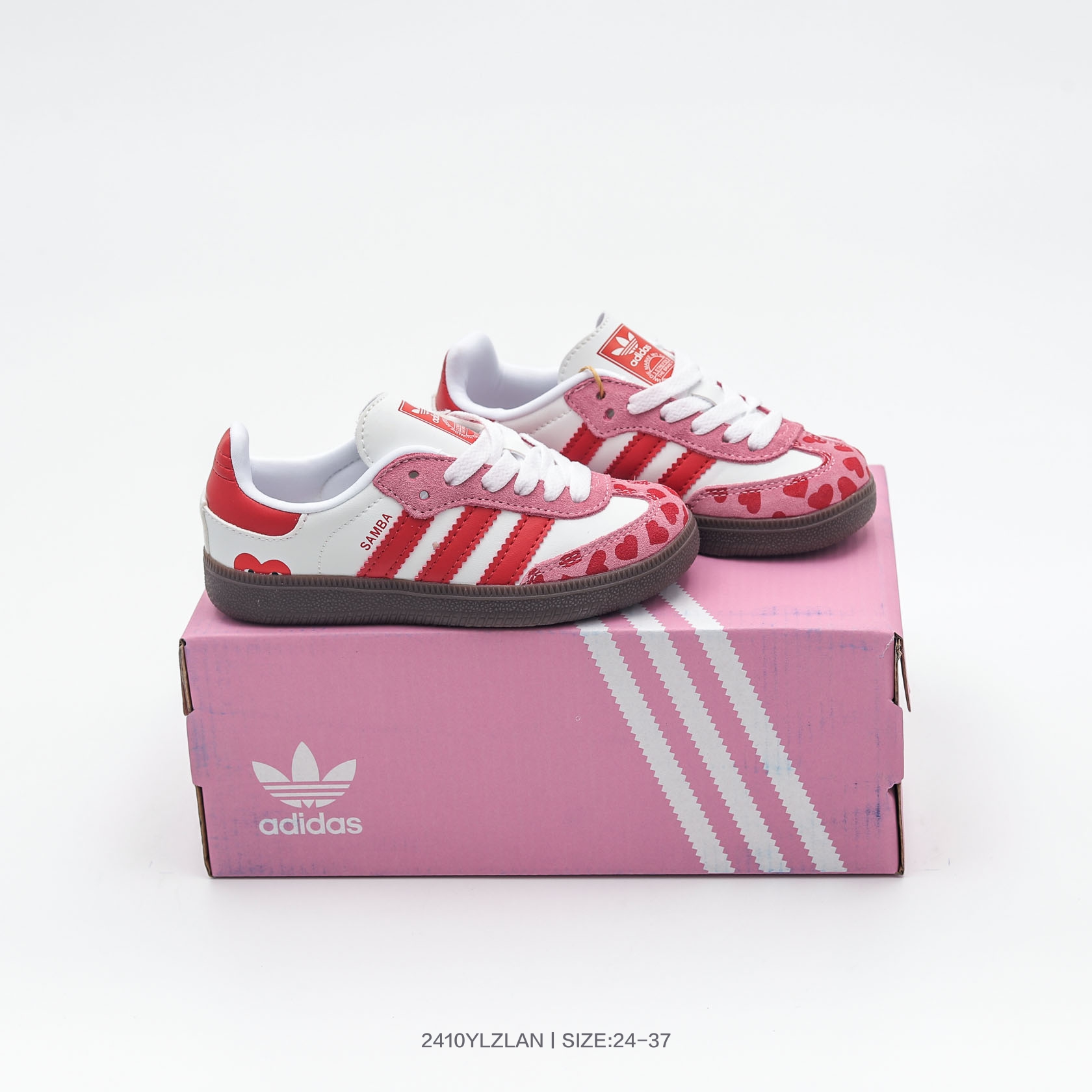 图片[2]-AD德训联名儿童休闲鞋24-37码 爱惨了德训系列🆕 新工厂新工艺新配色👏🏻 优质皮料拼接，质感满满💯 耐磨防滑大底，脚感超赞👍🏻-选品中心