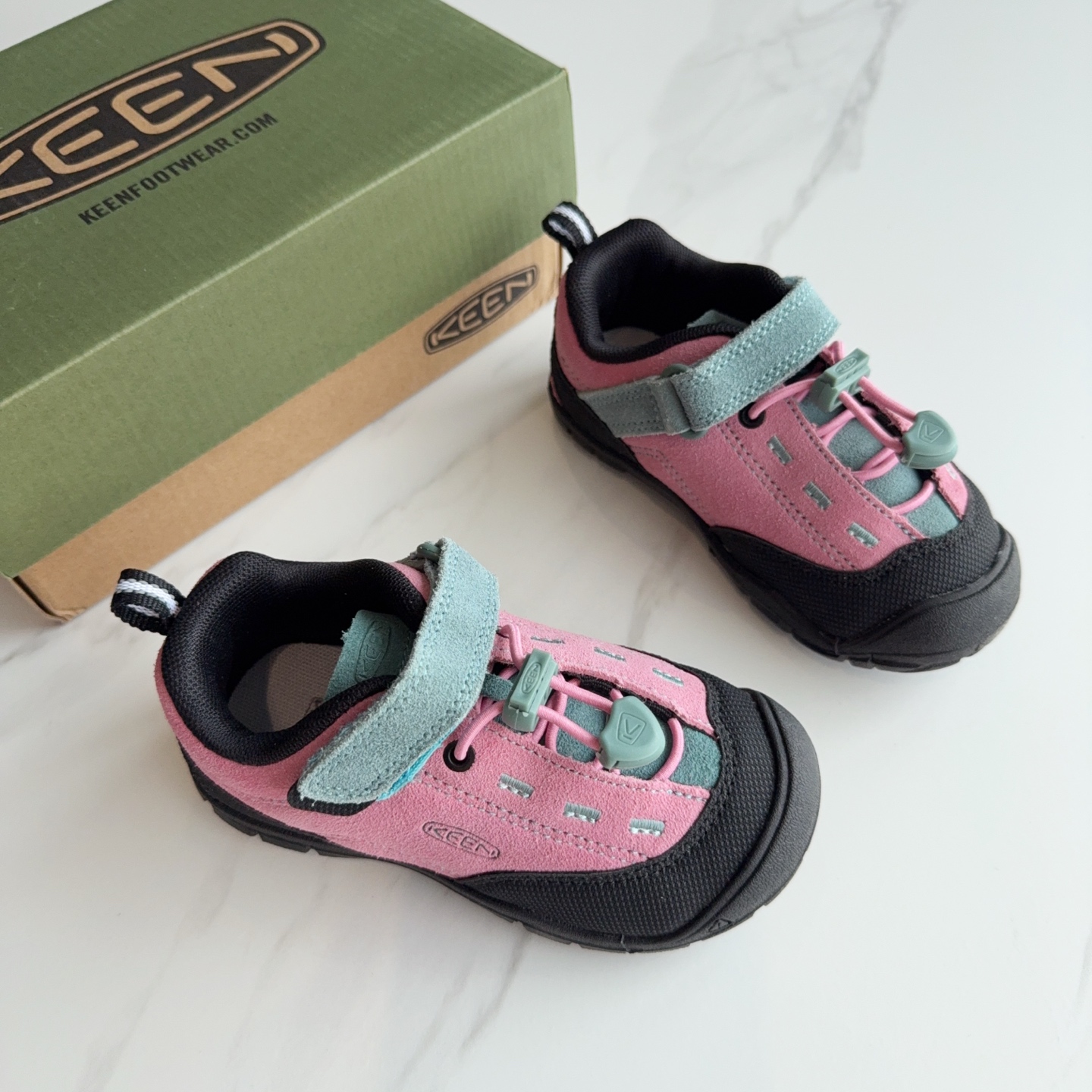 图片[2]-尺码：24-37 ✨ 魔法一贴，轻松出发🛫 魔术贴+松紧扣设计，3秒穿脱超省心🥳 胖脚丫、瘦脚丫都能稳稳包裹，跑跳不晃不掉😜让宝贝学会独立穿鞋👟自信迈出每一步-选品中心