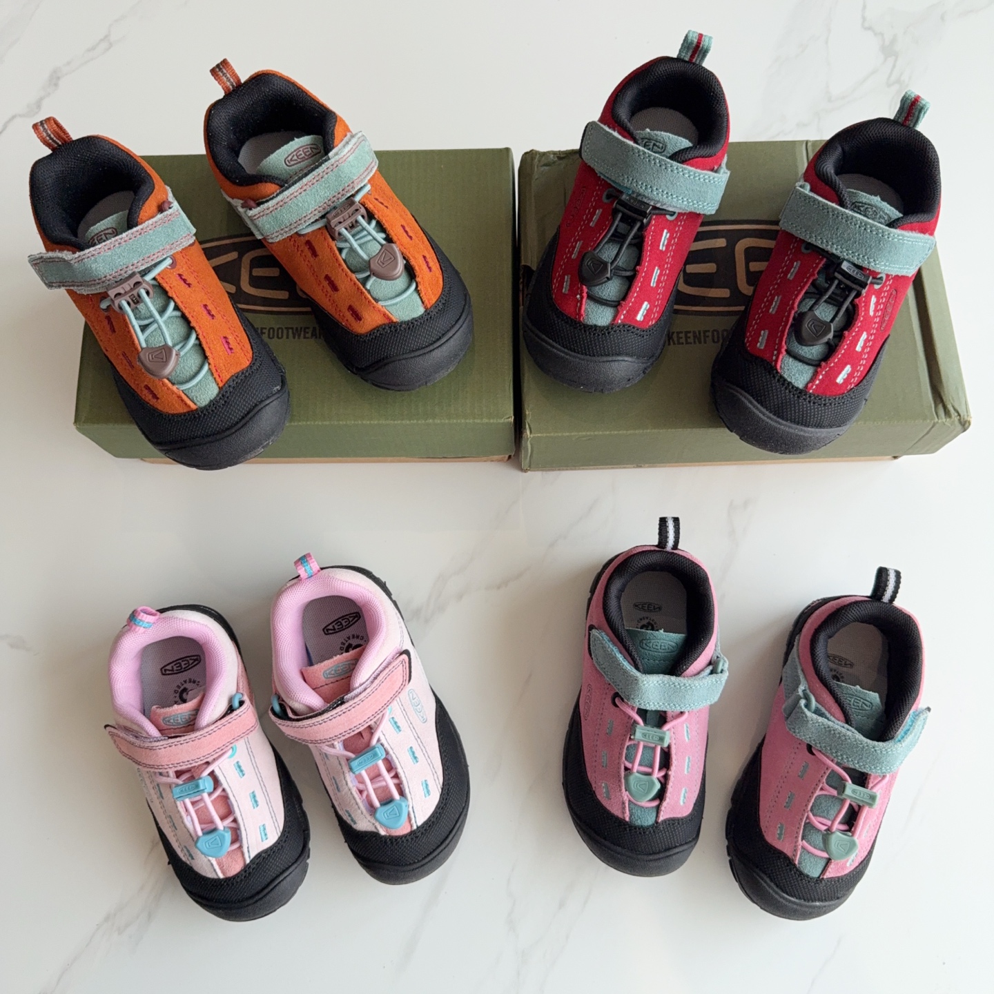 图片[7]-een我们真的很用心！鞋身全部采用翻毛皮真皮，具有不错的防水性，雨天出门不用愁。 每一处细节，我们都有在用心做。拒绝一眼假！ 搭配欧仕莱的鞋垫吸汗防臭效果好KN006 车轮撞的橡胶防滑大底，耐摩擦防滑更安全。真的是每个户外爱好者的心头爱了。登山徒步，滑雪都不在话下。快快安排起来！-选品中心