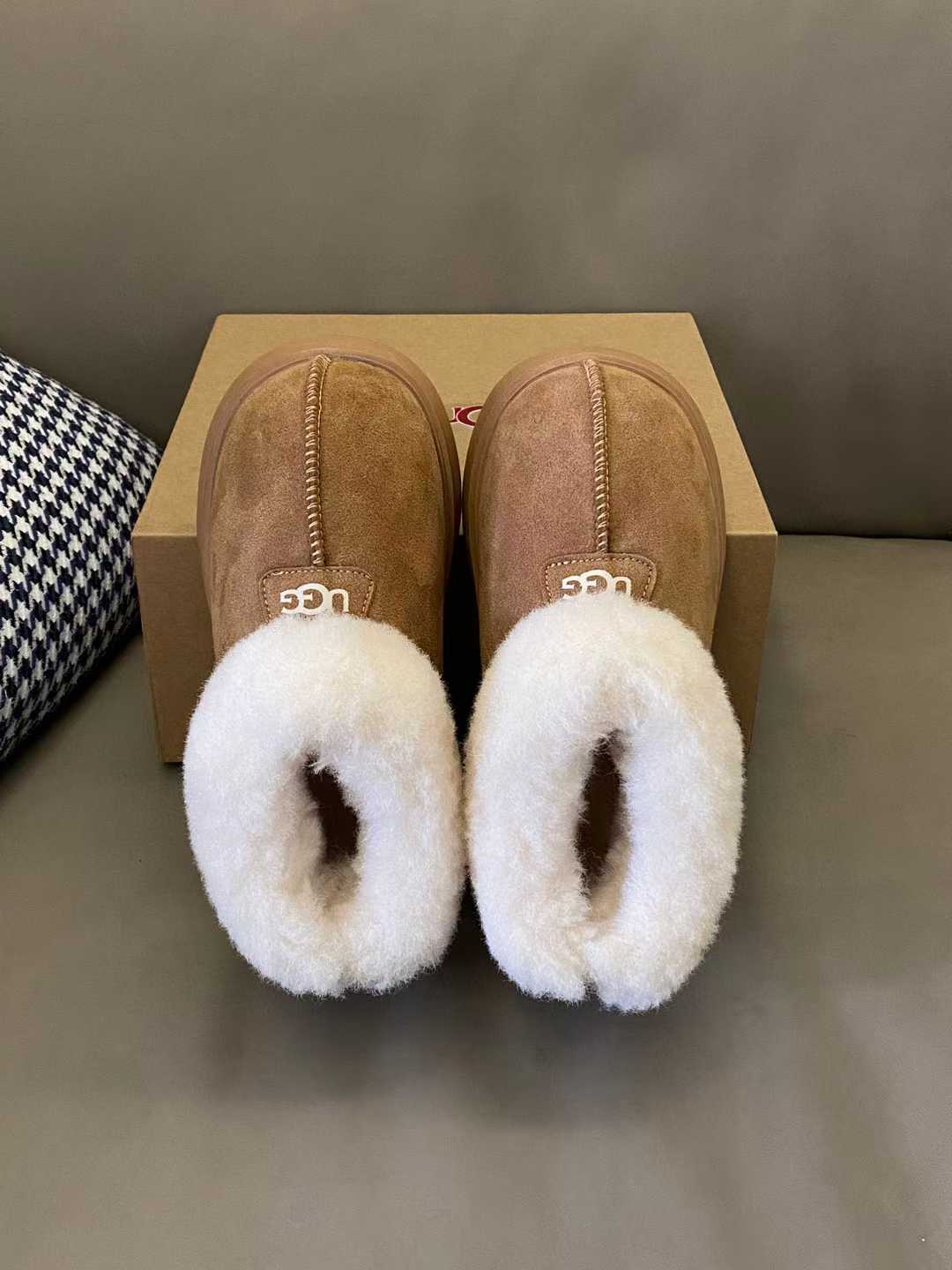 图片[3]-原图直出🌟 这款雪地靴采用短款设计不仅时髦百搭👻更方便在雪地里行走🚶‍♀️‍➡️一脚蹬方便穿脱✅精选材质保暖又舒适😆让宝贝在寒冷中也能保持优雅与温暖🤗尺码：26-37\”},\”commodity\”：{\”negativeStock\”：true,\”new_send_time\”：1765783938391,\”noForwardDown\”：false,\”normal\”：true,\”old_share_time\”：\”-选品中心