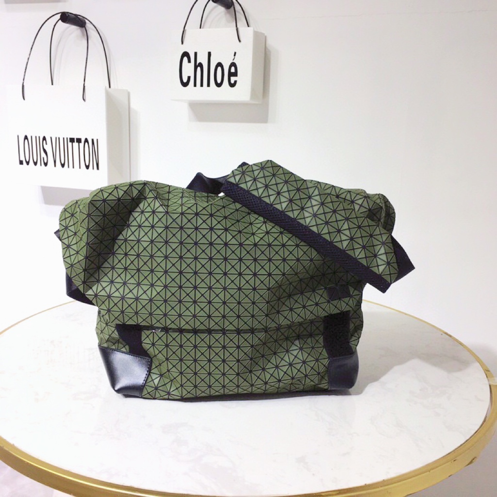 ISSEY MIYAKE BAO BAO